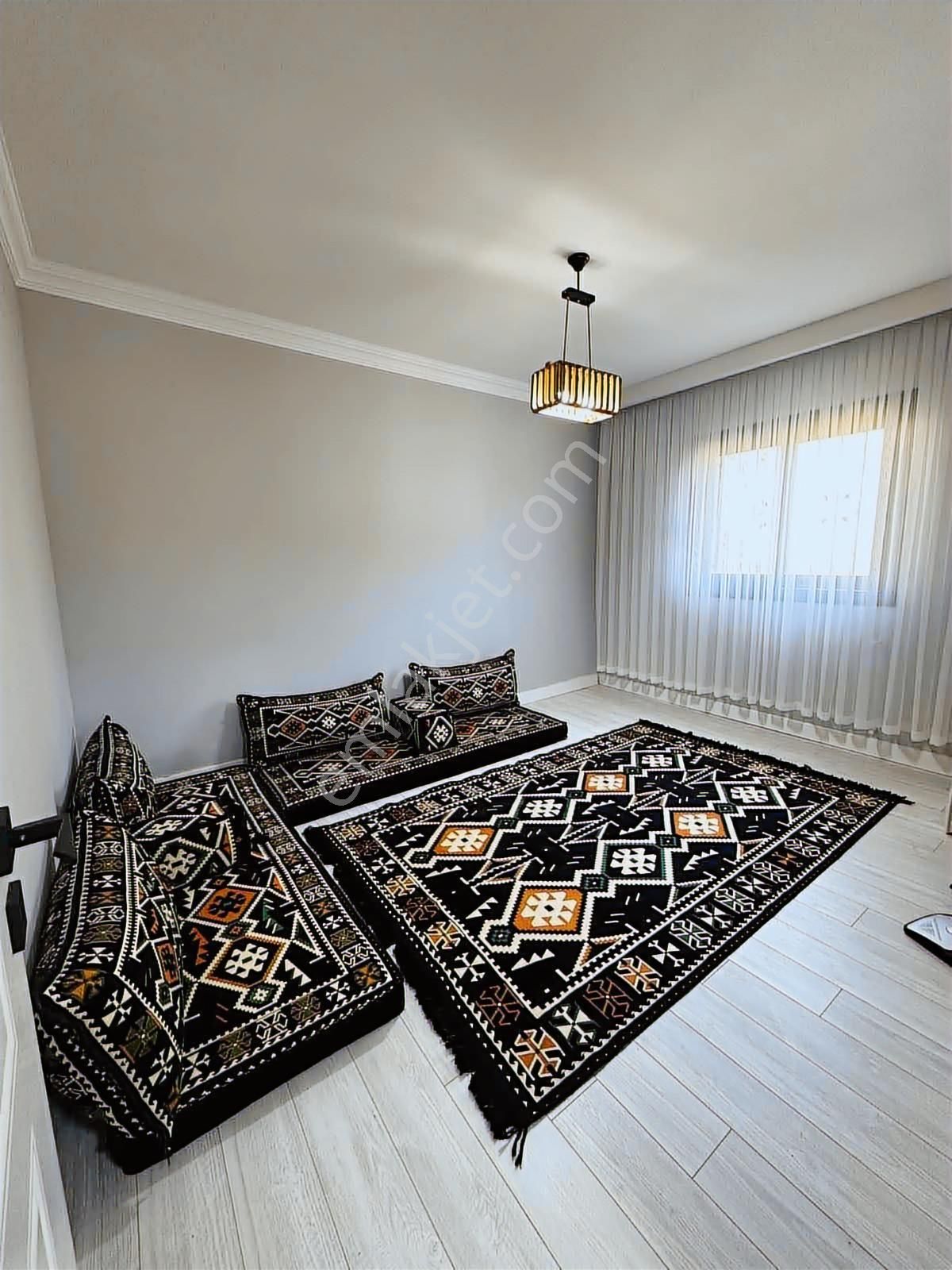 Buca Belenbaşı Havuzlu Villa 556 M2 Tek Tapulu - Görsel 17