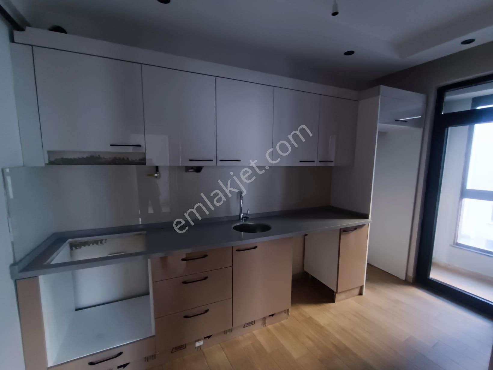 Master Cıty'den, Gündüz Ökçün Yakını, Satılık Sıfır 2+0 Daire - Görsel 3