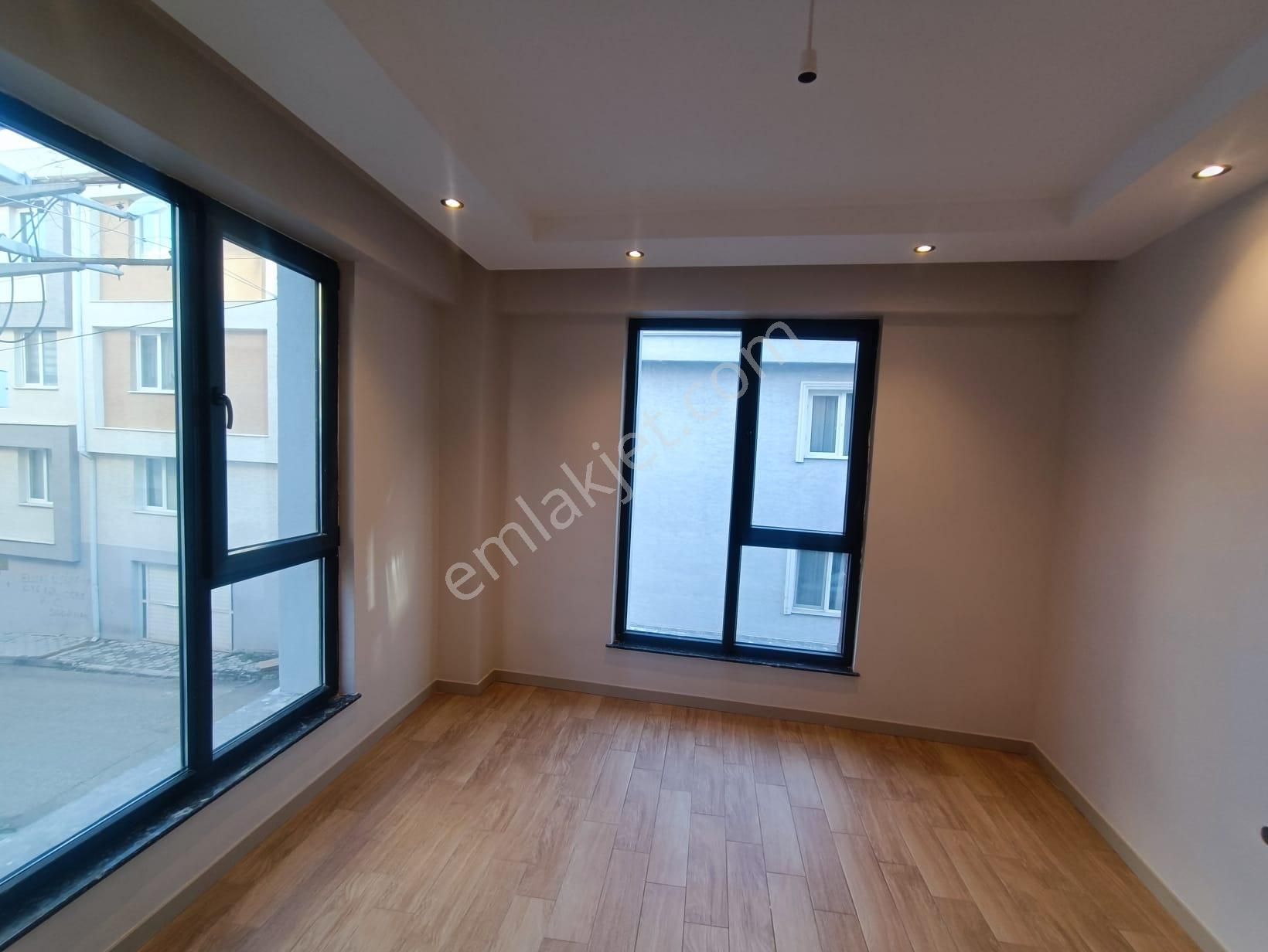 Master Cıty'den, Gündüz Ökçün Yakını, Satılık Sıfır 2+0 Daire - Görsel 13