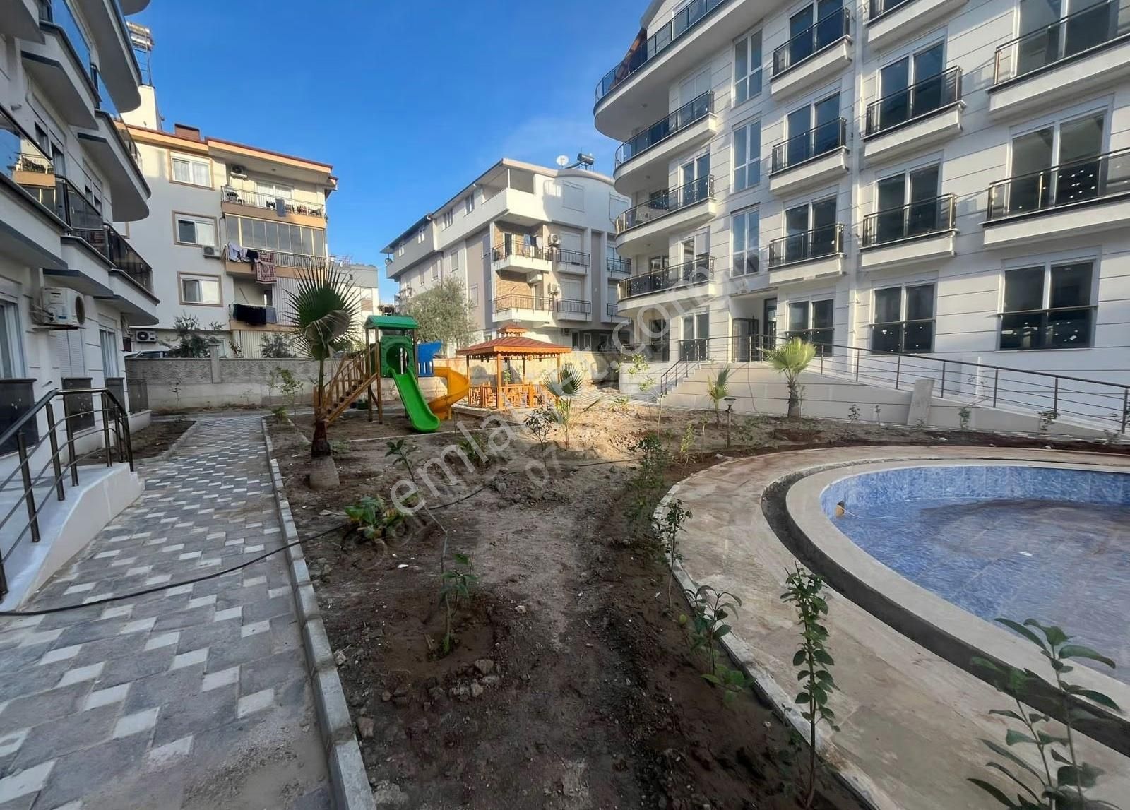 Çamlıbel Mah Tramvaya Yakın Yüksek Giriş 2+1 Satılık Daire