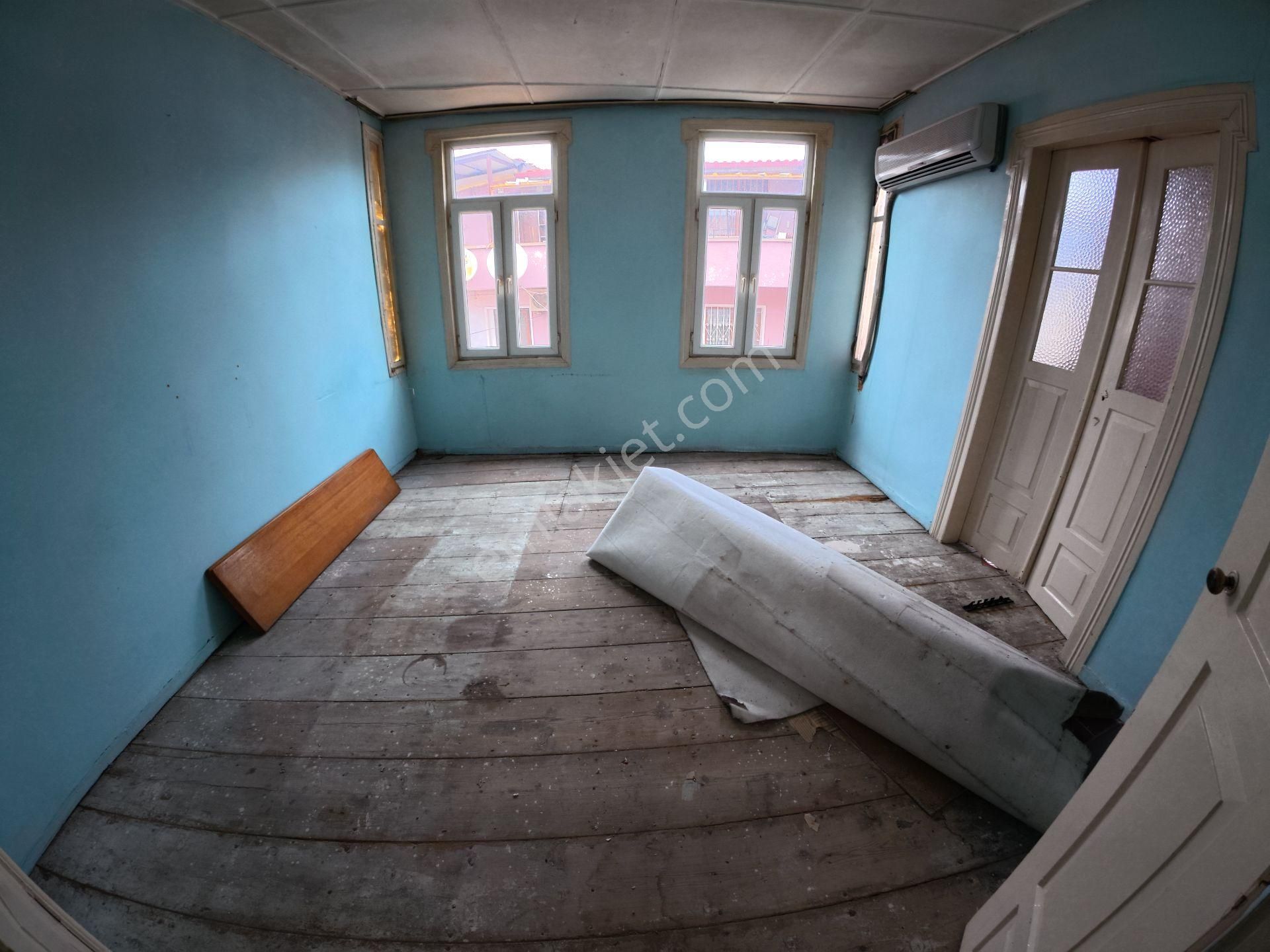 Merkezde Satılık Tarihi Dokuya Sahip Rum Evi + Dükkân - Görsel 19