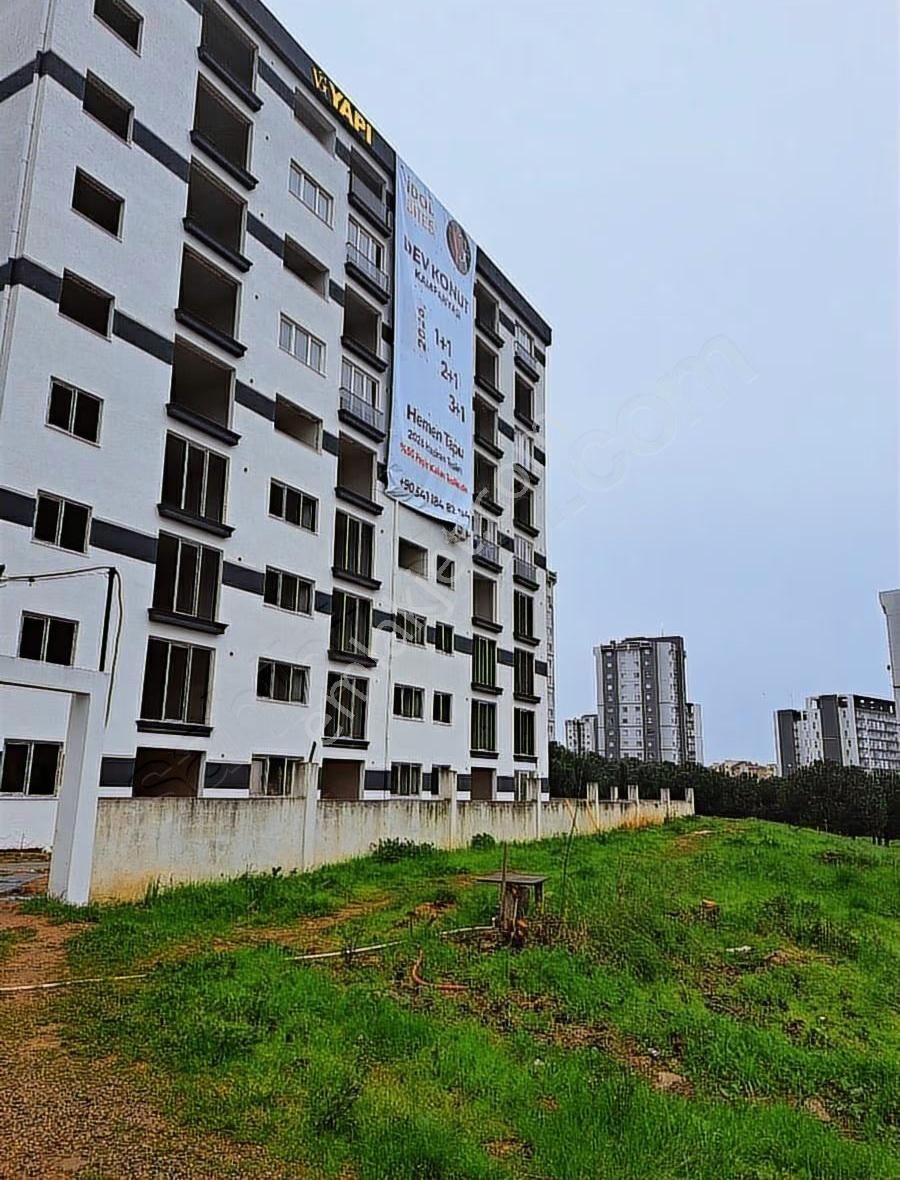 Alaz Gayrimenkulden Tuzla Aydınlı İdol Sitesinde 2+1 Daire