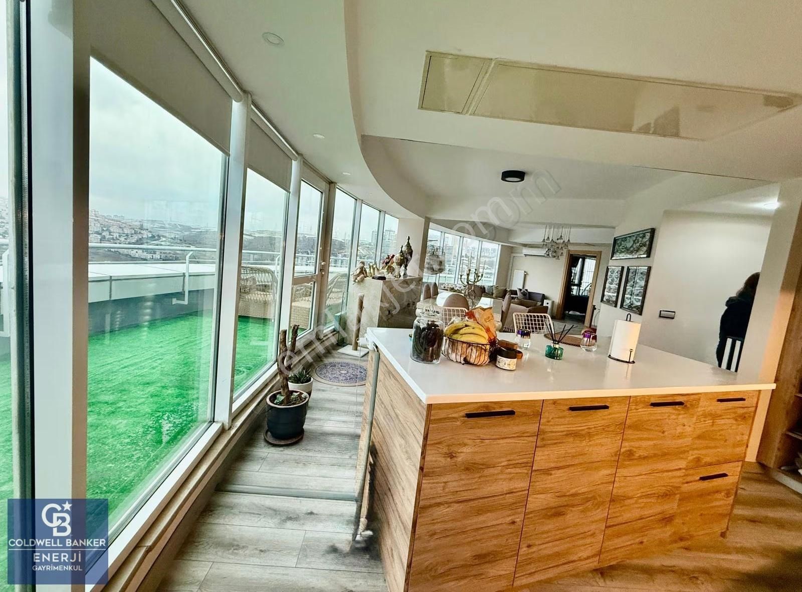 Bahçeşehir Spradon Residence Satılık 2+1 Penthouse Daire - Görsel 3