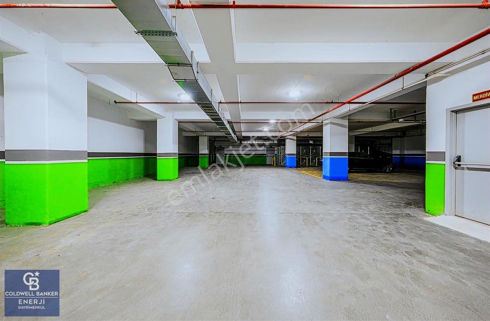 Bahçelievler Çobançeşme'de 3500 M2 Satılık Komple İş Yeri - Görsel 4