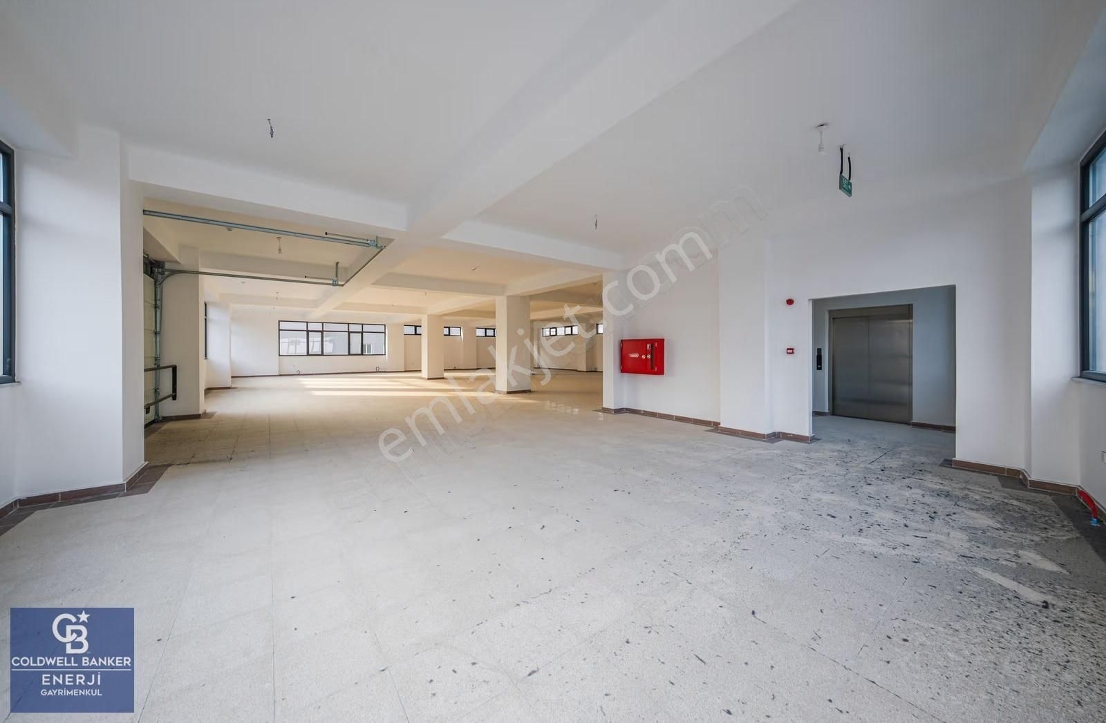 Bahçelievler Çobançeşme'de 3500 M2 Satılık Komple İş Yeri - Görsel 30