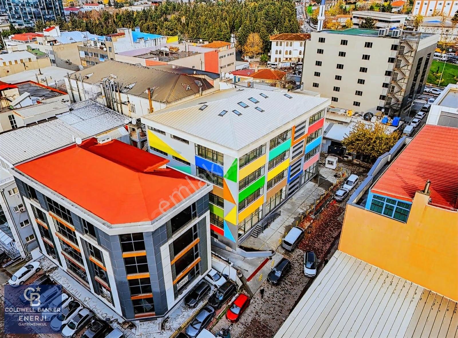 Bahçelievler Çobançeşme'de 3500 M2 Satılık Komple İş Yeri - Görsel 7