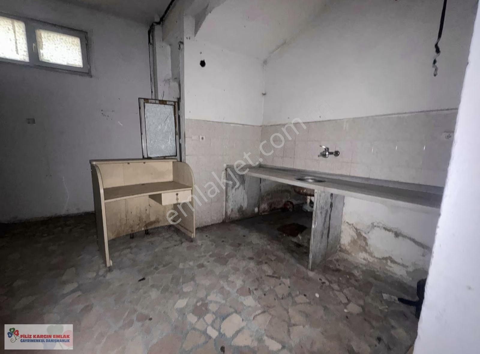 Filiz Emlaktan Bağcılar Sancaktepe Mah. 200m2 Kiralık Dükkan - Görsel 16