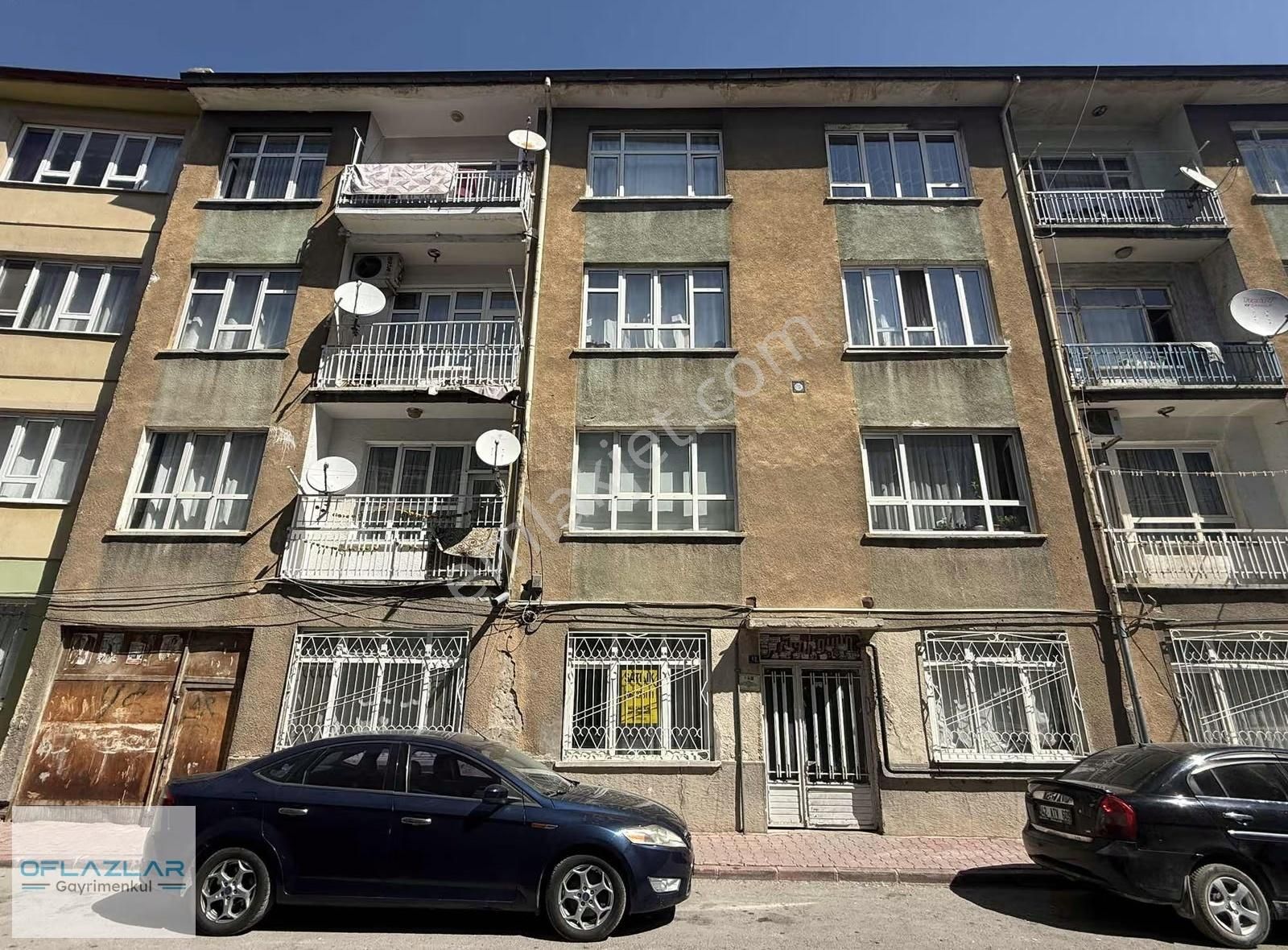 Oflazlar'dan Nakipoğlu Mahallesinde 4+1 Ara Kat Bakımlı Daire - Görsel 4