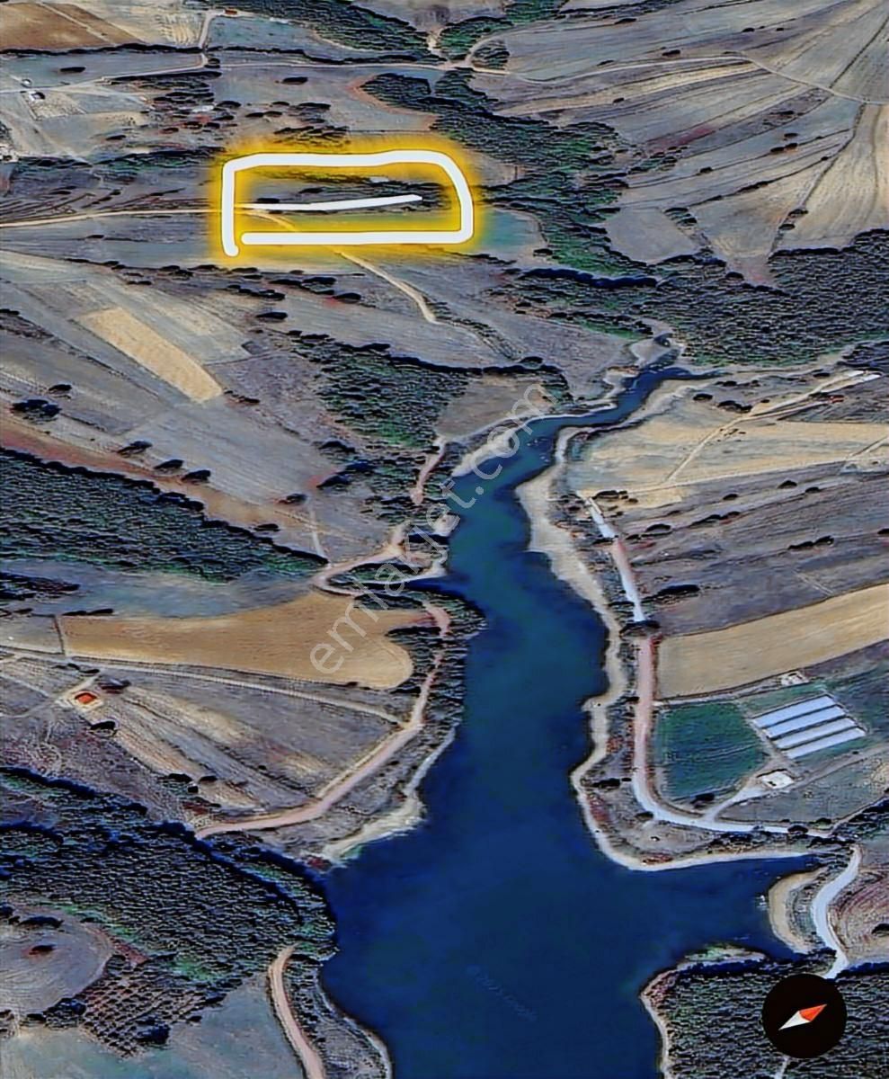 Tarcanlardan Satılık Süverlerde Gölet Manzaralı Yatırımlık Tarla - Görsel 2