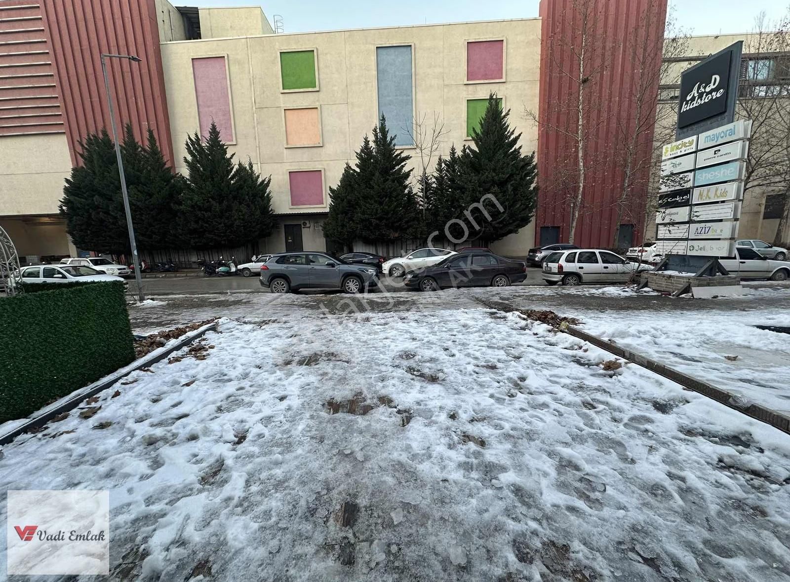 Yeşilırmak Mahallesinde 200 M² Kiralık Dükkan | Vadi Emlak - Görsel 10