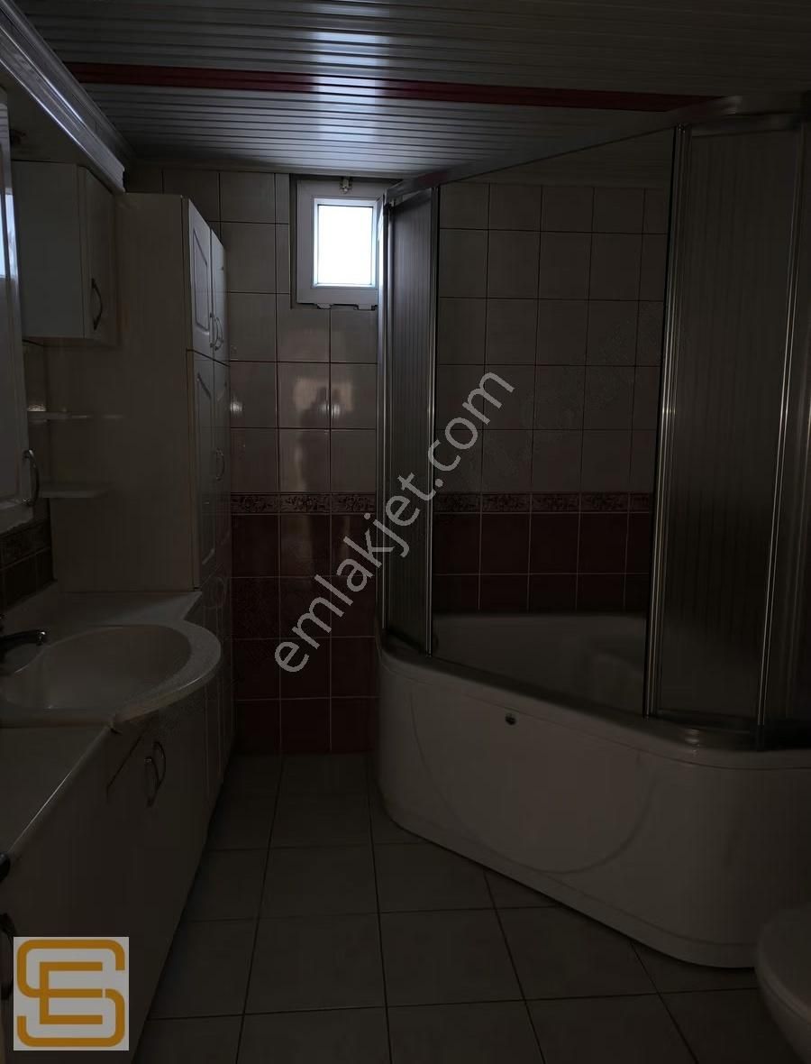 Bayındır Mahallesinde Geniş Kiralık 3+1 Daire - Görsel 10