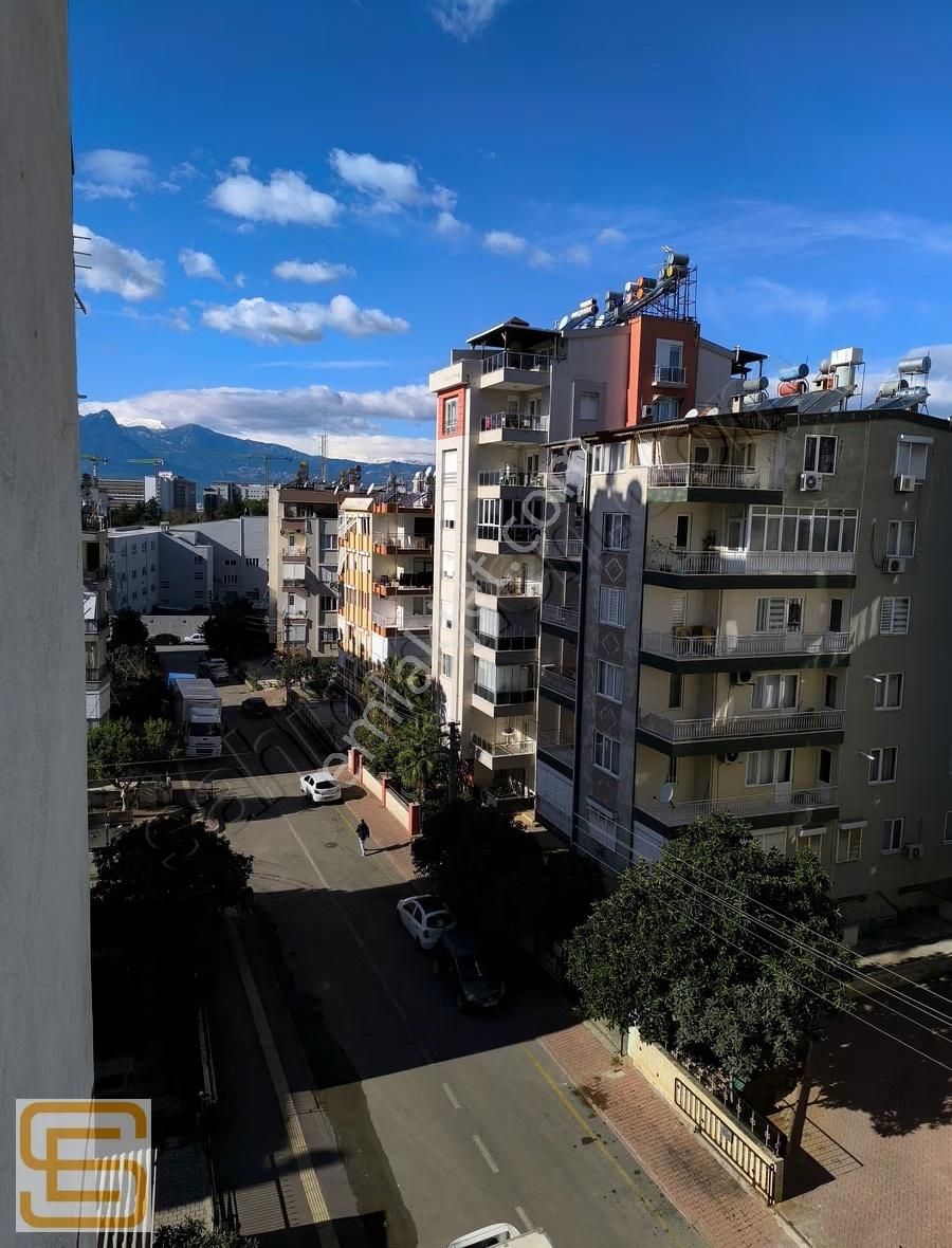 Bayındır Mahallesinde Geniş Kiralık 3+1 Daire - Görsel 26