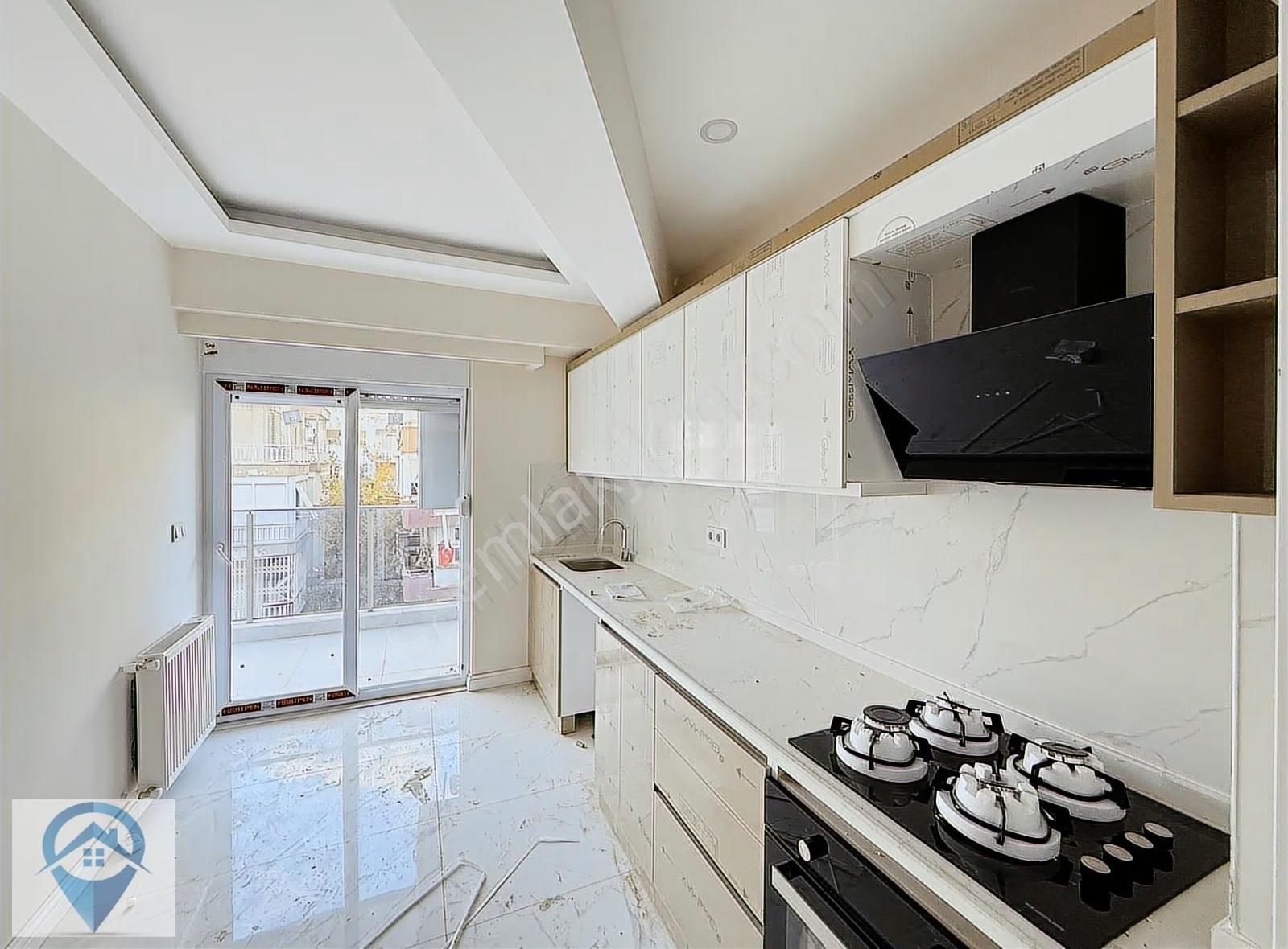 Çağlarsoy Yakını Kap.otoparklı Çift Asansörlü Satılık 2+1 Daire