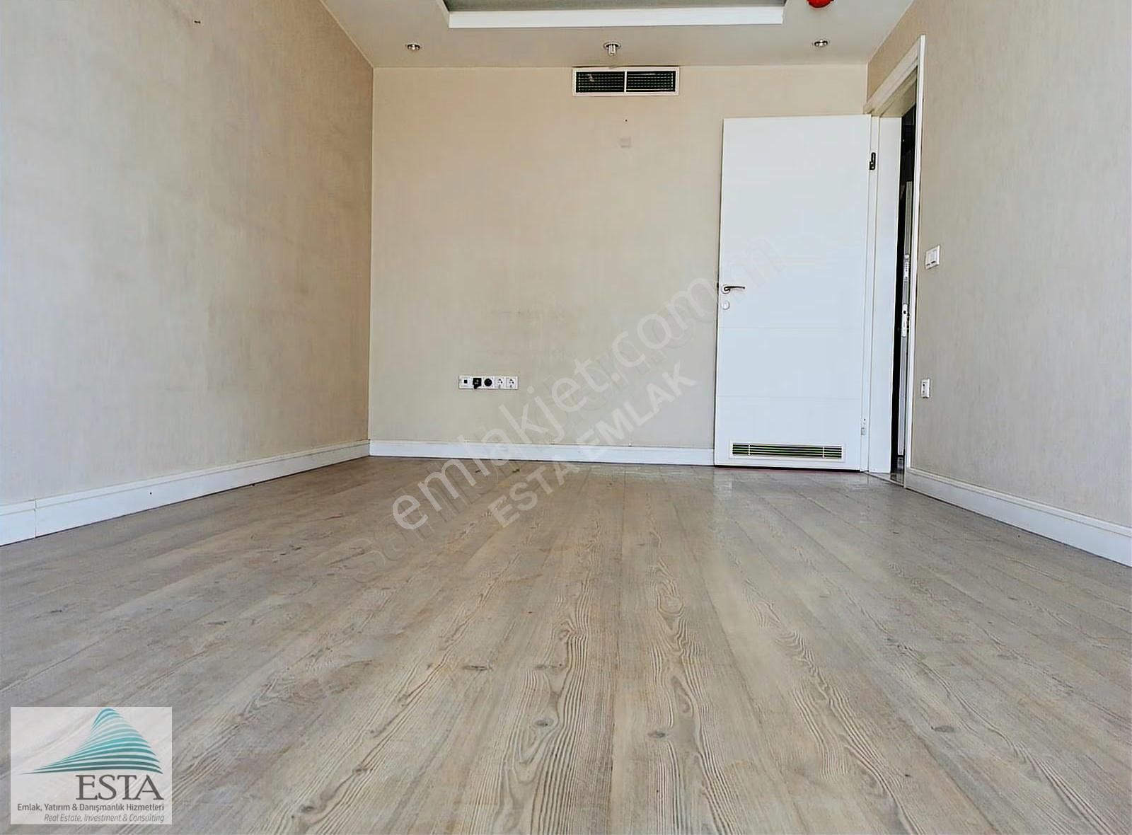 Bayraklı'da İtfaiye Onaylı Plazada Kiralık 75m2 Ofis 2+1 - Görsel 26