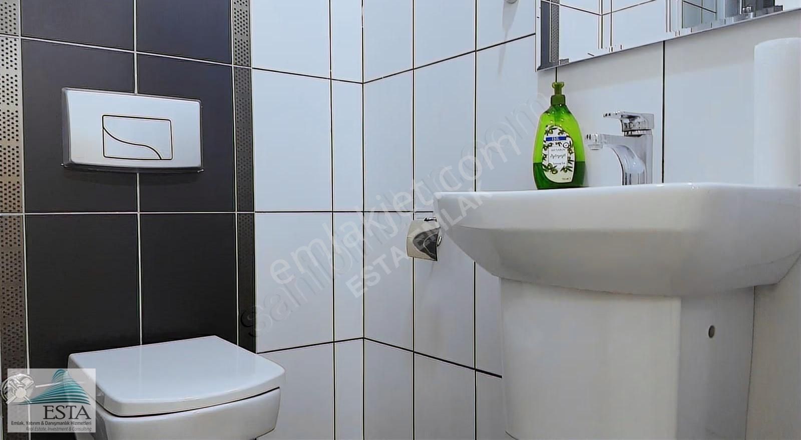 Bayraklı'da İtfaiye Onaylı Plazada Kiralık 75m2 Ofis 2+1