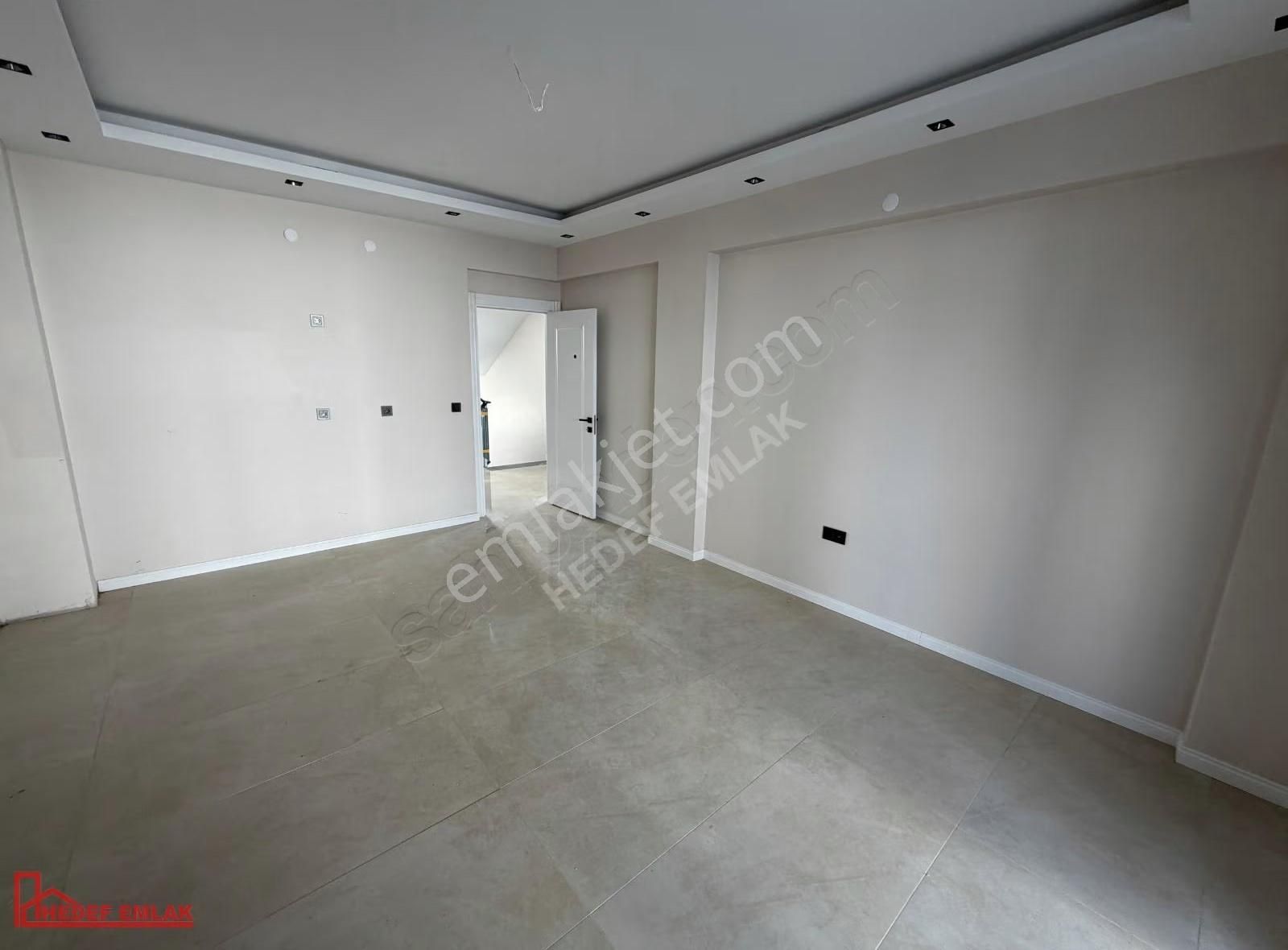 Hedef Emlaktan Eğriköprüde Lüx Villa - Görsel 15