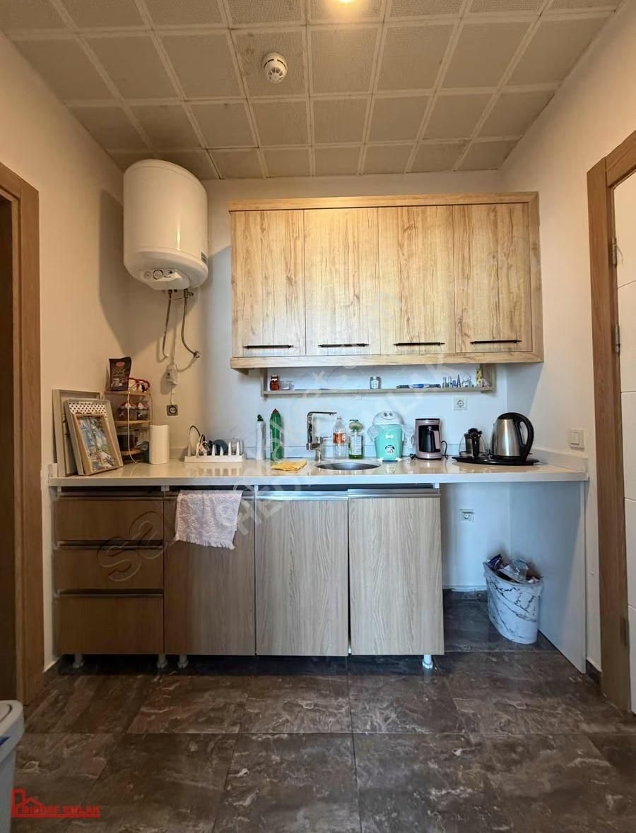 Hedef Emlaktan Makamda Satılık 110 M2 Ofis Balkonlu - Görsel 2