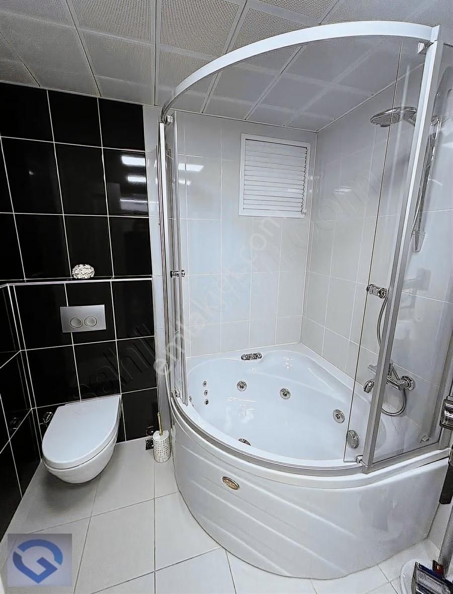 Mansuroğlunda Muhteşem Lokasyon Özel Tasarım Fırsat 4+1 - Görsel 20