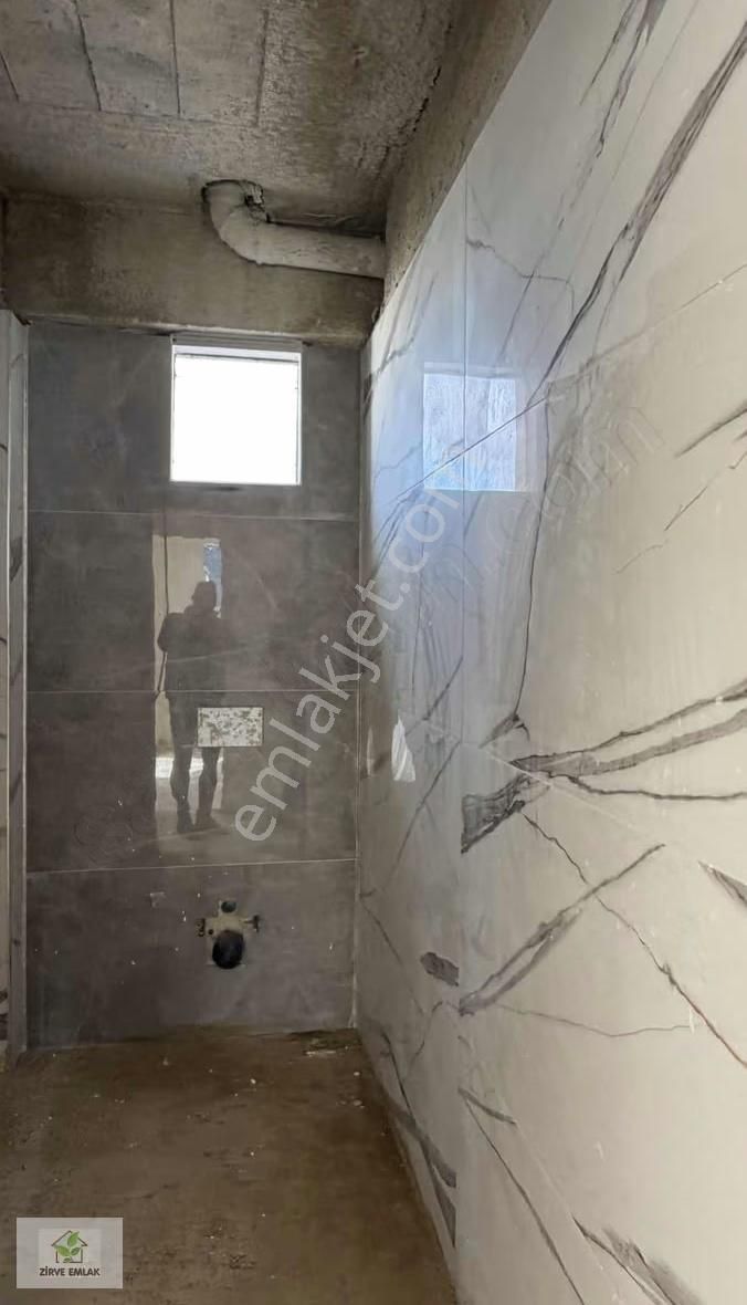 Zirve Emlak Satıyorr Hastane Yol Üzeri Sıfır Lüx 1+1 Daireler - Görsel 17