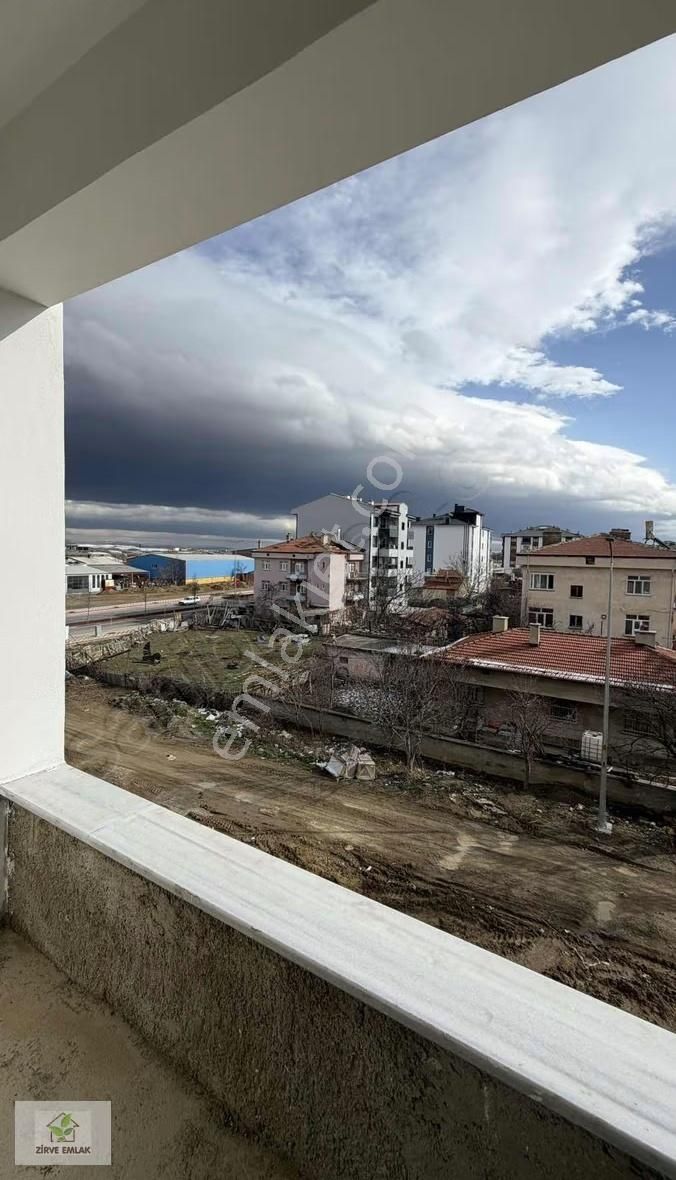 Zirve Emlak Satıyorr Hastane Yol Üzeri Sıfır Lüx 1+1 Daireler - Görsel 6