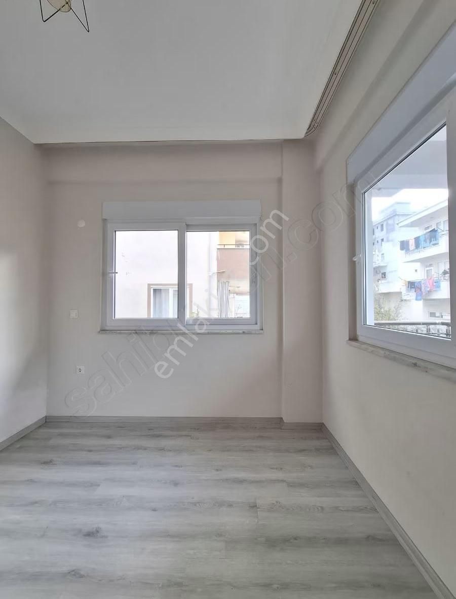 Sarılar Caddeye 2.parsel Kiralık 2+1 Daire - Görsel 6