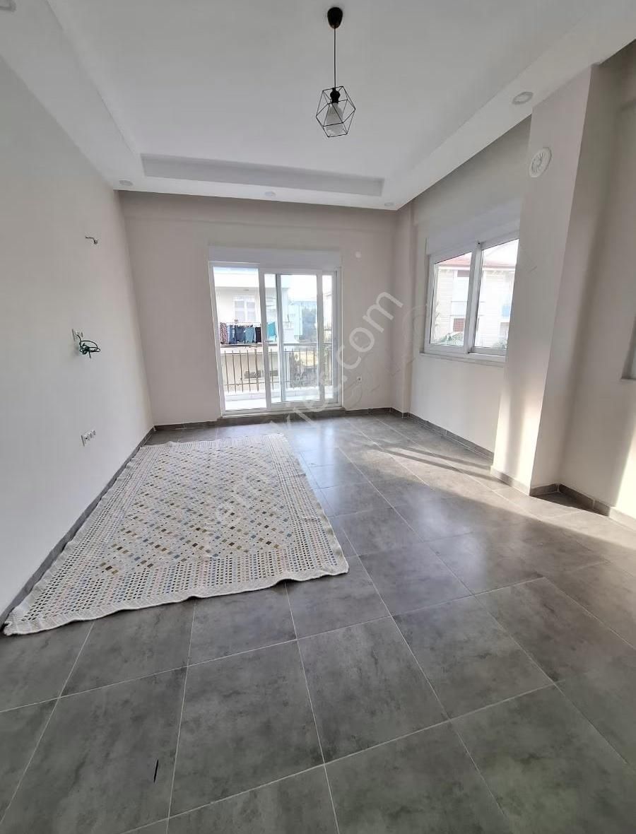 Sarılar Caddeye 2.parsel Kiralık 2+1 Daire - Görsel 12