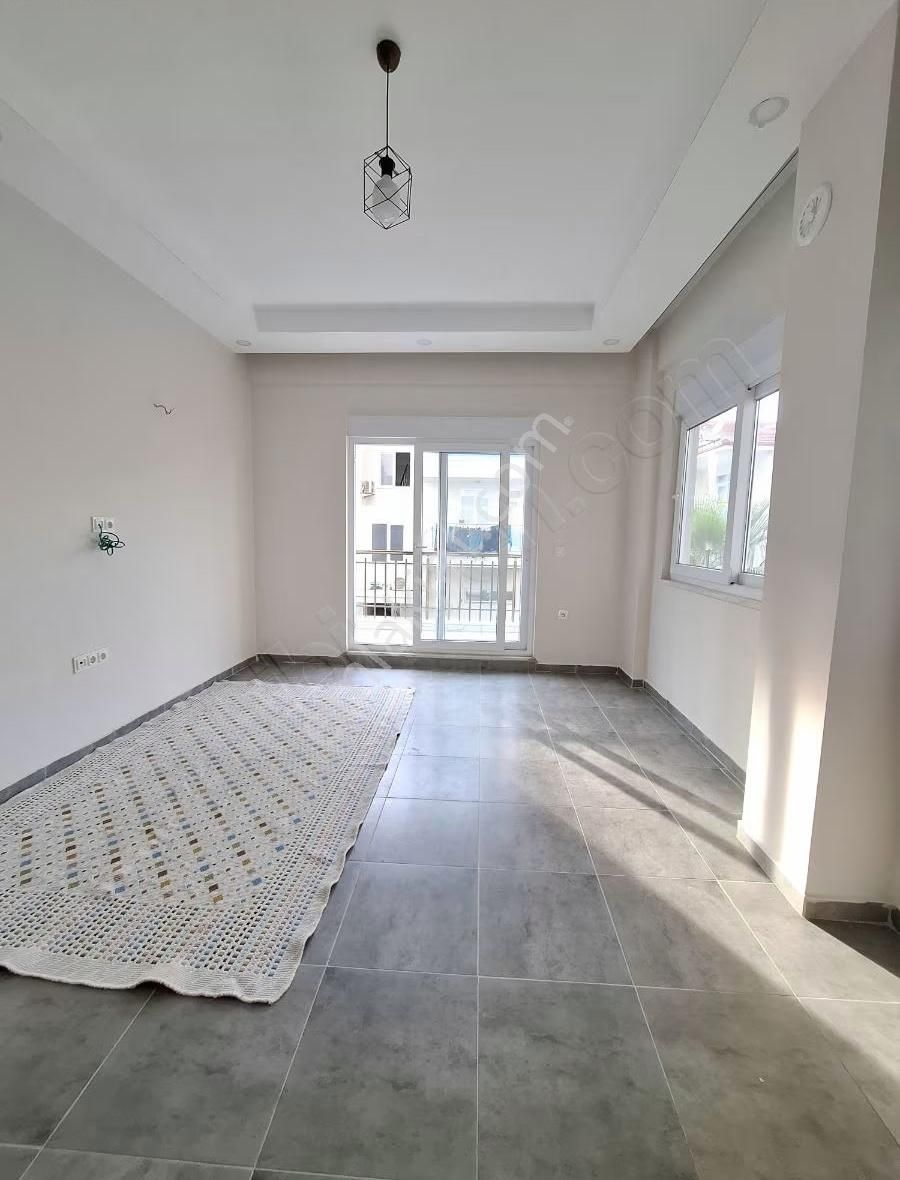 Sarılar Caddeye 2.parsel Kiralık 2+1 Daire - Görsel 14