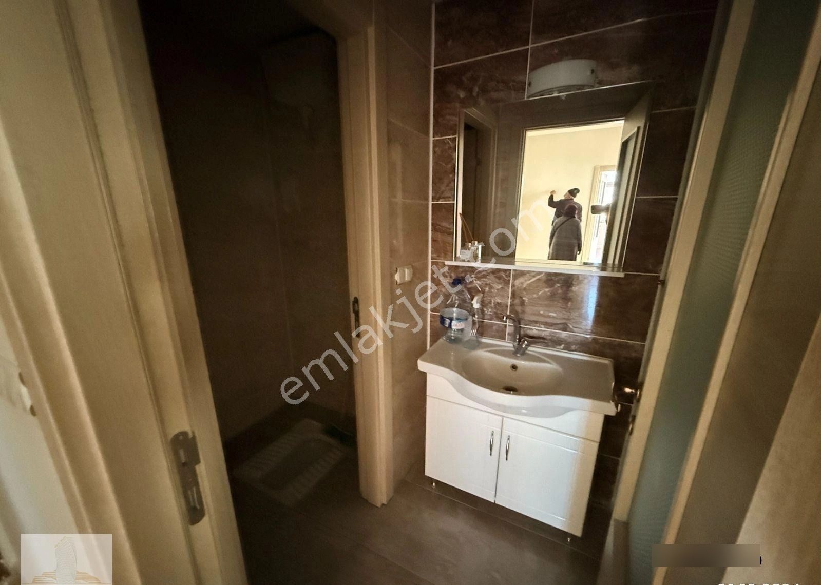 Uğur Emlak'tan Bosnada Ankastre Mutfaklı 3+1 Yapılı Kiralık - Görsel 19