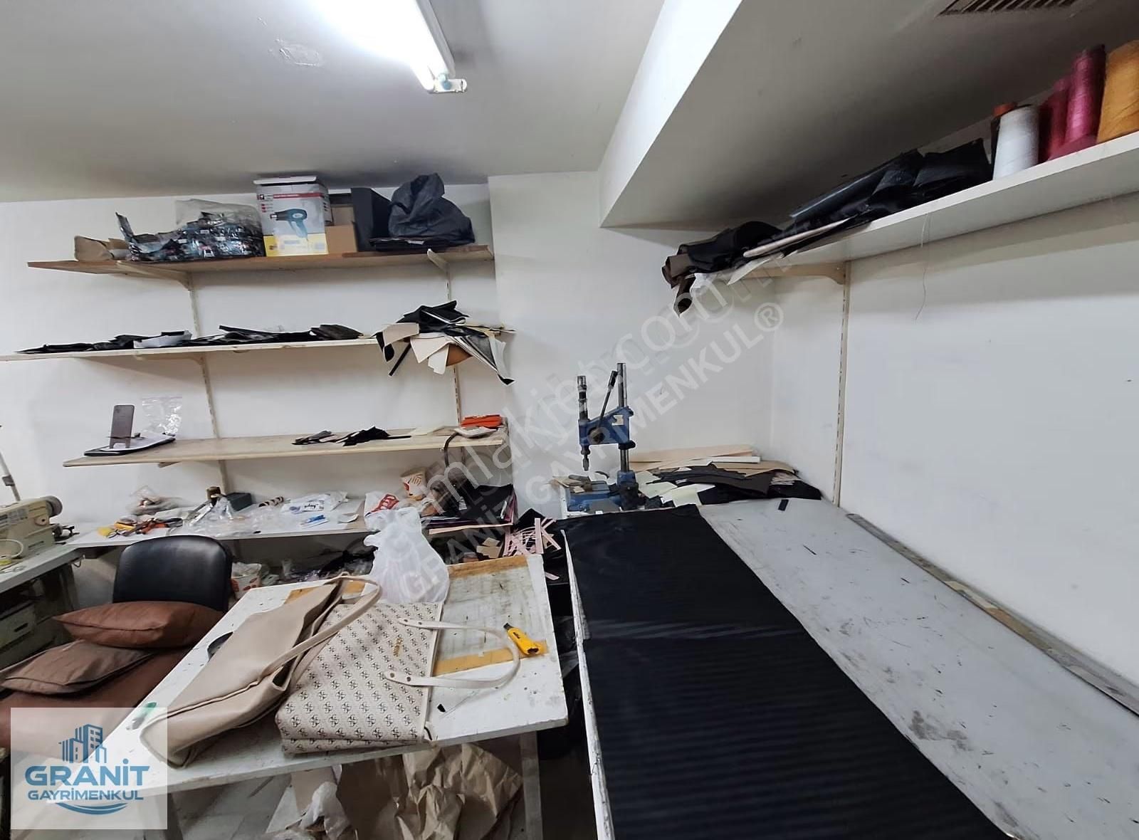 Granit Gayrimenkul'den İş Merkezinde Satılık Dükkan - Görsel 9