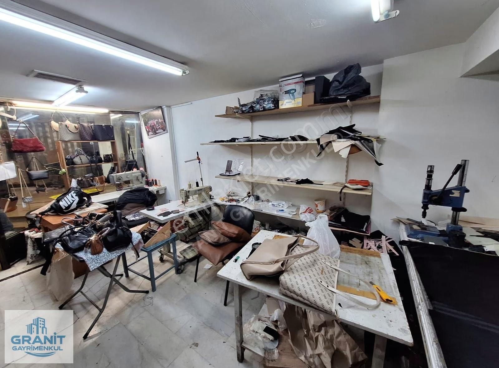 Granit Gayrimenkul'den İş Merkezinde Satılık Dükkan - Görsel 2