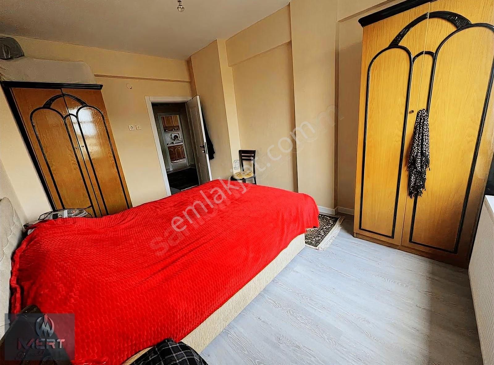 Sancaktepe Demokrasi Cad.satılık 2+1 Ara Kat Daire - Görsel 9