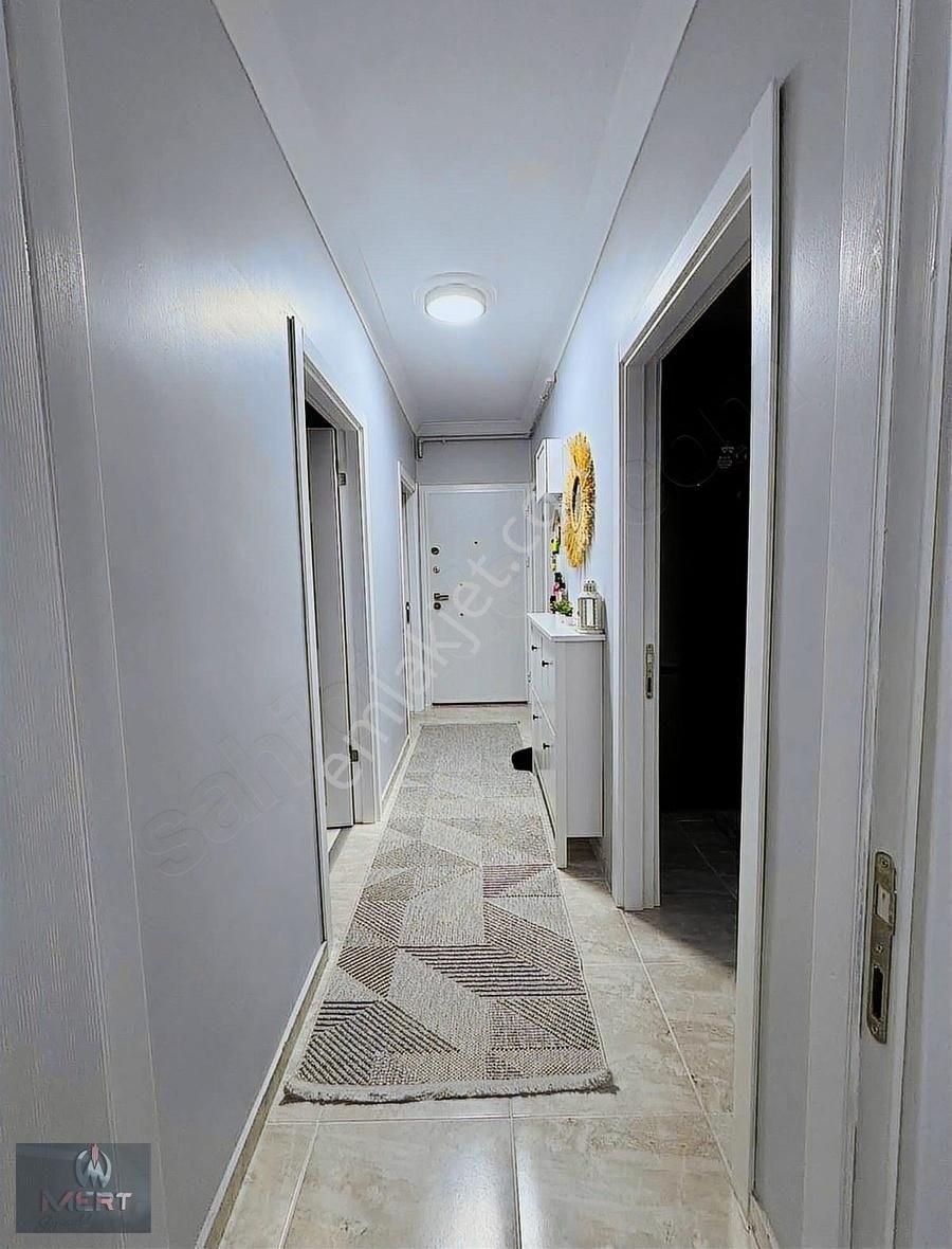 Çatalmeşe'de İskanlı Özel Dolaplı Satılık 2+1 Ara Kat Daire - Görsel 14