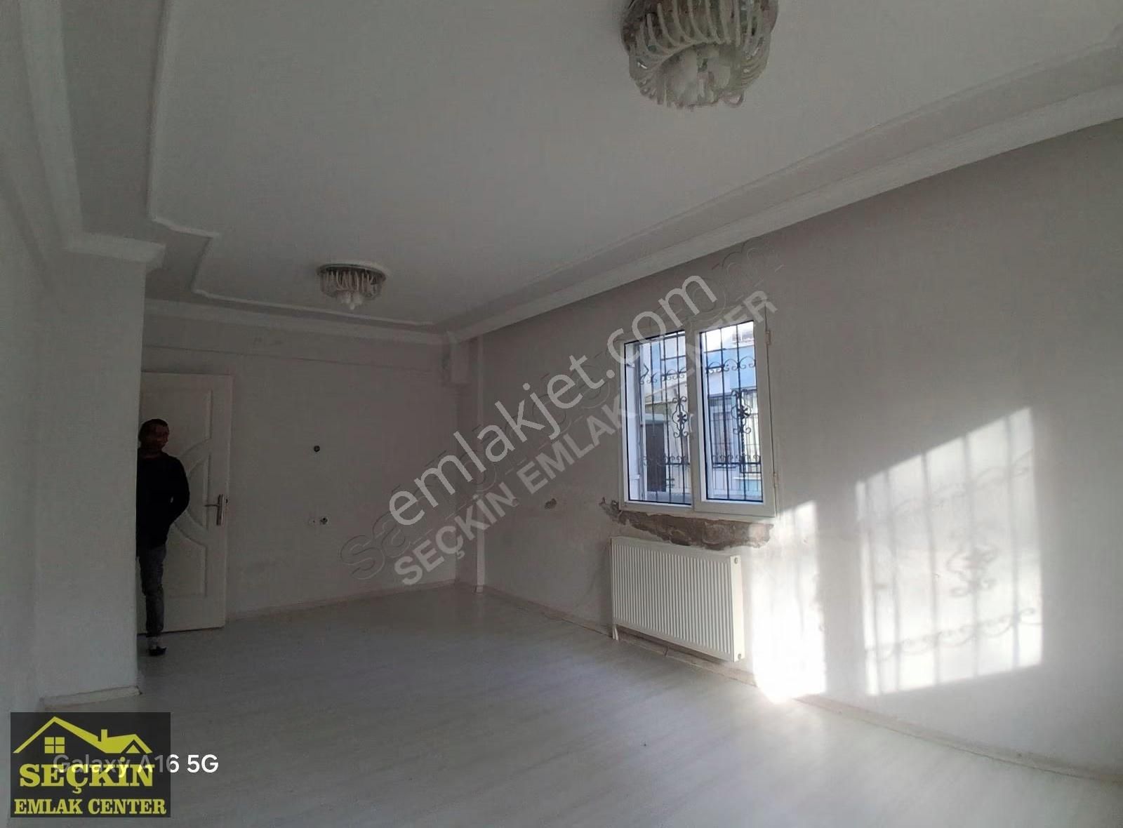 Melemen İsmetinönü Mahlesinde Kiralık 3+1 Daire - Görsel 3