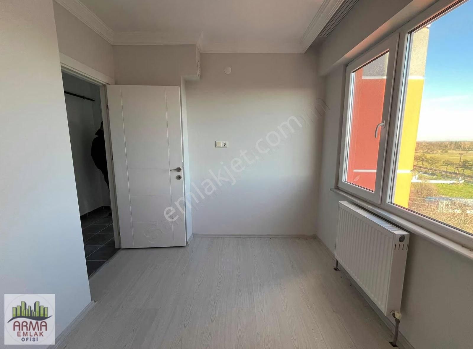 Ergene Ulaş Mah. Ebeveyn Banyolu 2+1 Satılık Daire - Görsel 13