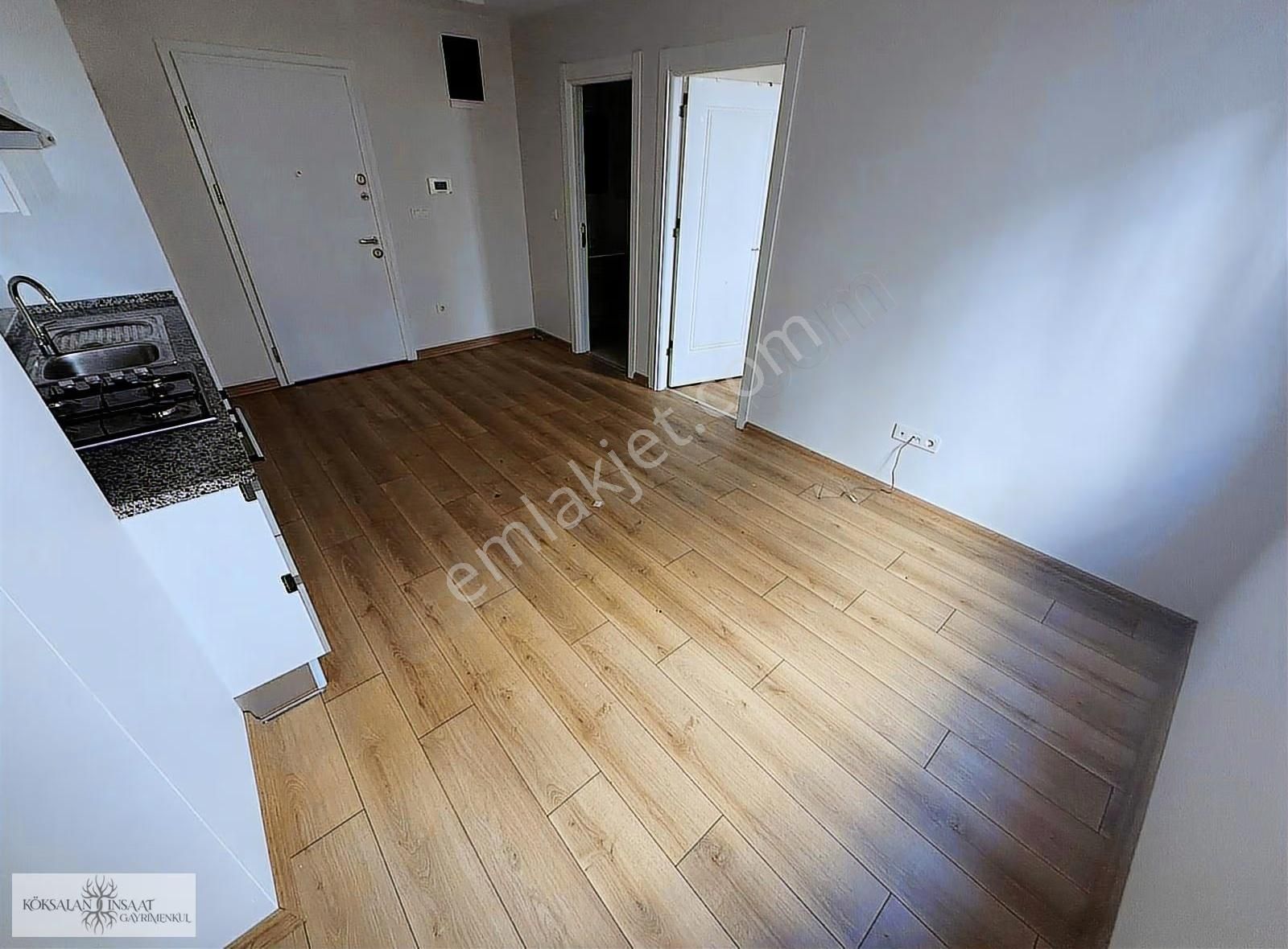 Köksalan'dan Küçükyalı'da Sıfır Yeni Binada 1.kat Fırsat 1+1 - Görsel 8