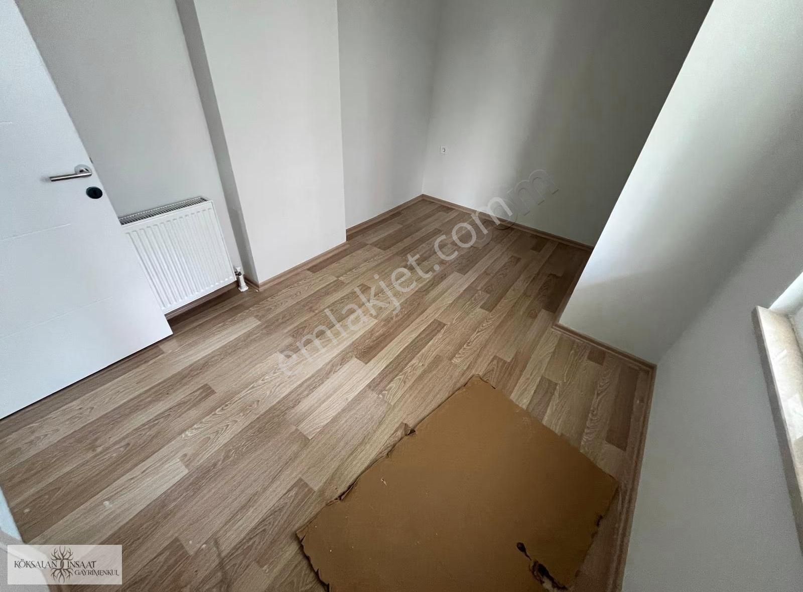 Köksalandan Altıntepede Ulaşıma Yakın Sıfır Ön Cephe Bahçeli 1+1 - Görsel 24