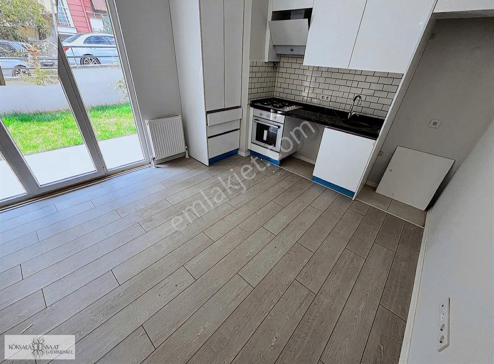 Köksalandan Altıntepede Ulaşıma Yakın Sıfır Ön Cephe Bahçeli 1+1