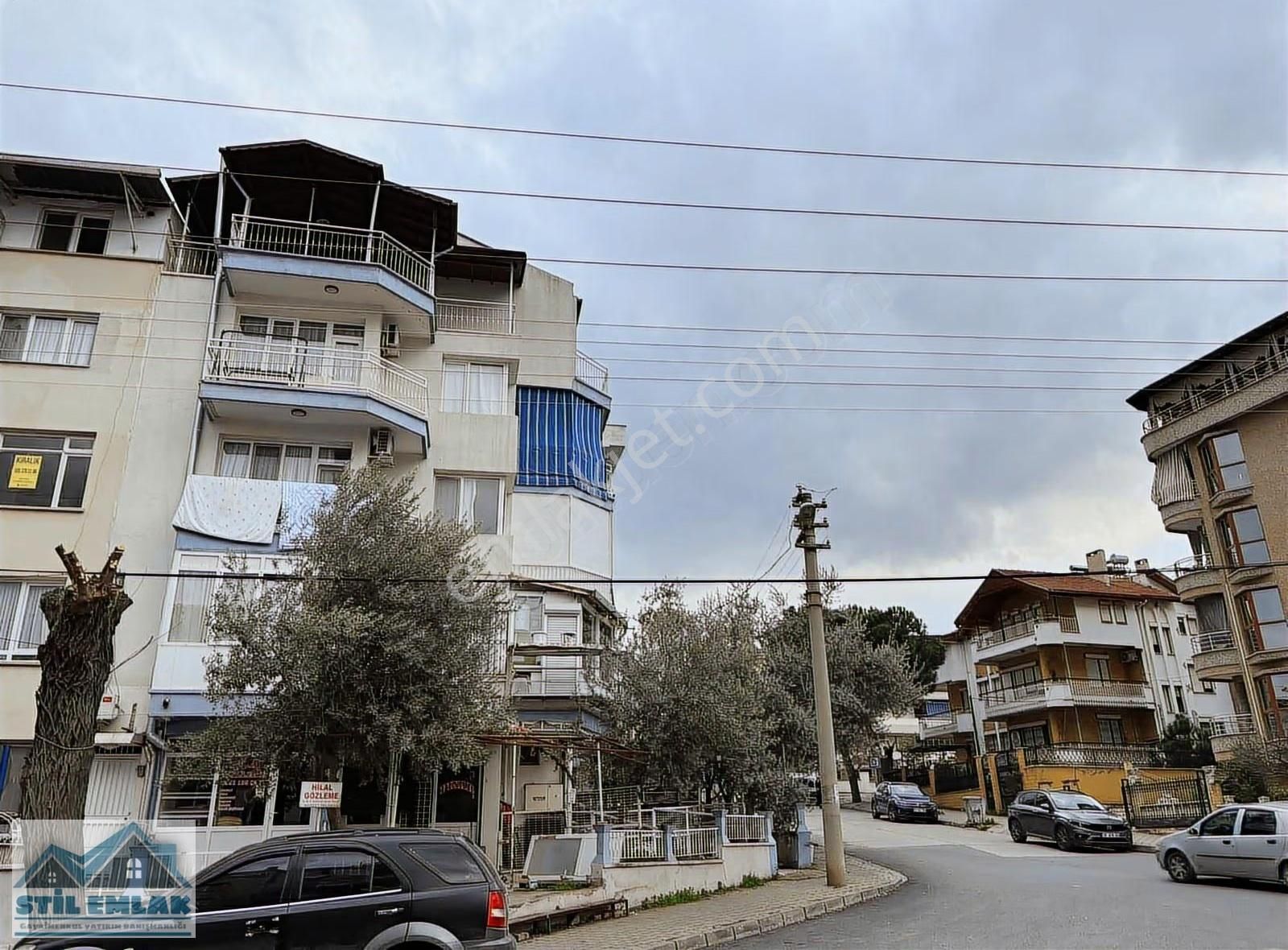 Salihli Komple Satılık Köşe Bina 4 Daire 5 Dükkan Sağlık Mah. - Görsel 2