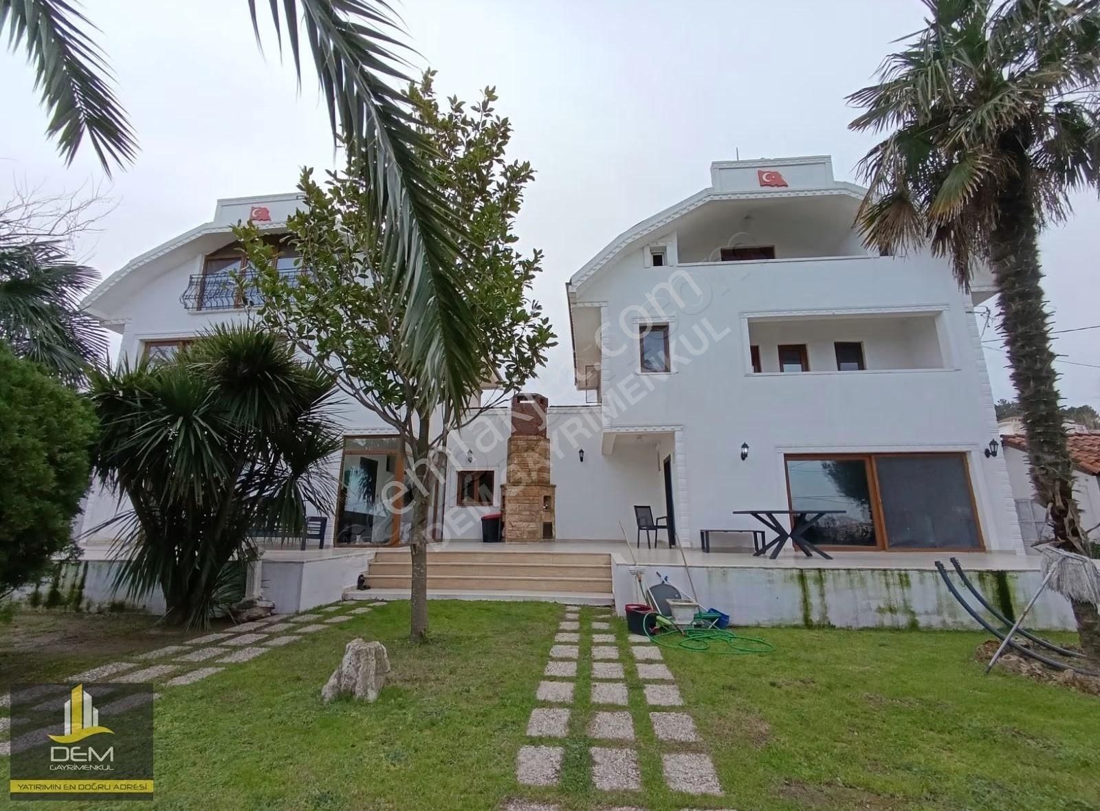 Arnavutköy Yeniköyde (karaburun) Deniz Manzaralı İki Adet Villa - Görsel 2