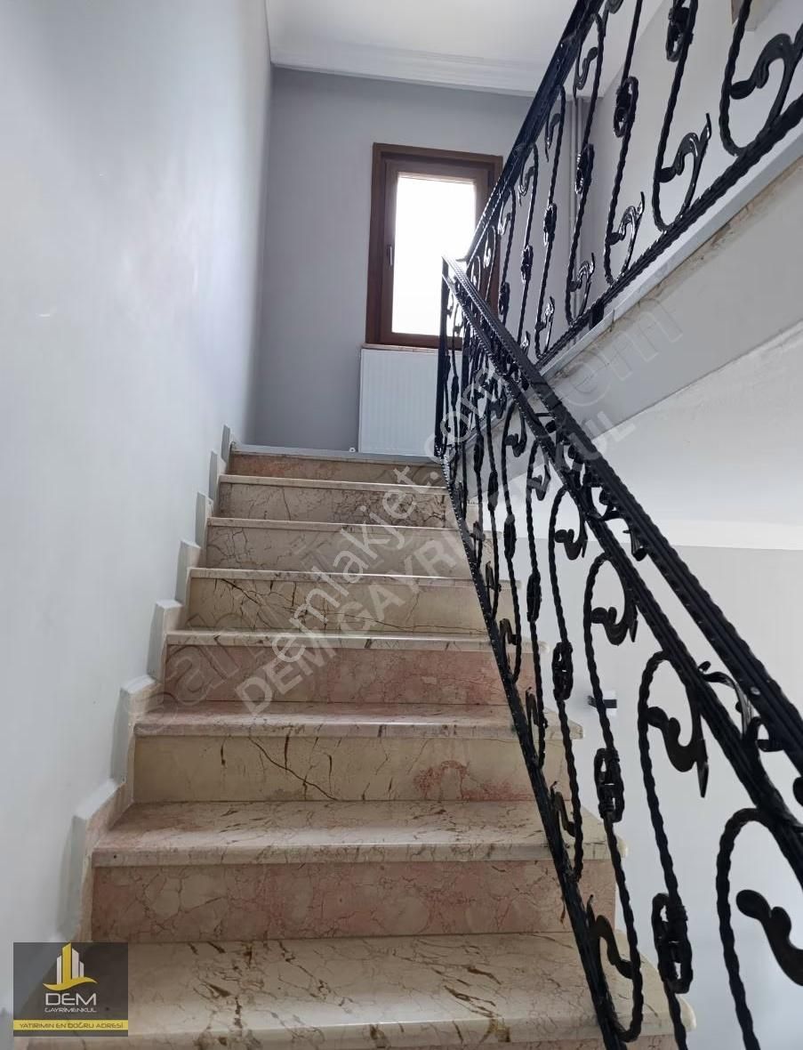 Arnavutköy Yeniköyde (karaburun) Deniz Manzaralı İki Adet Villa - Görsel 15