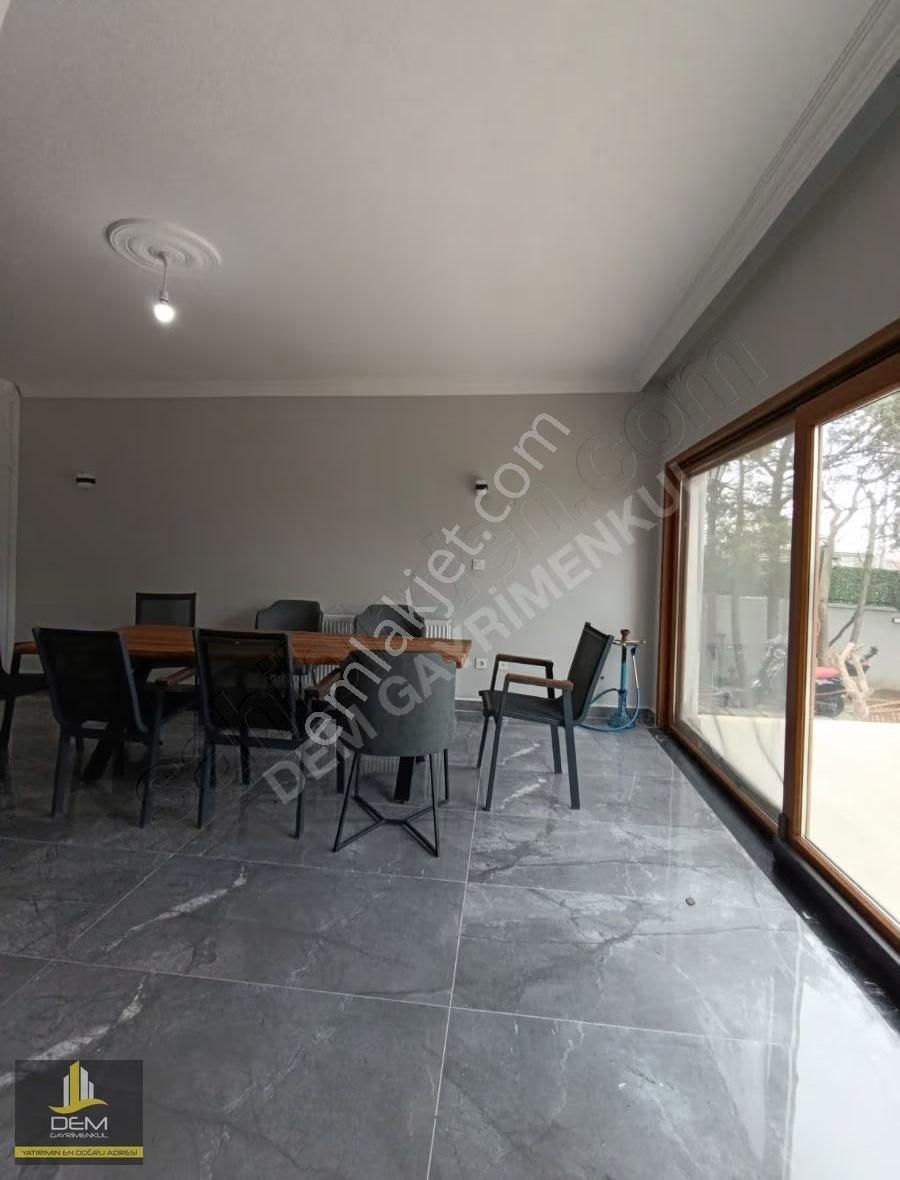 Arnavutköy Yeniköyde (karaburun) Deniz Manzaralı İki Adet Villa - Görsel 31