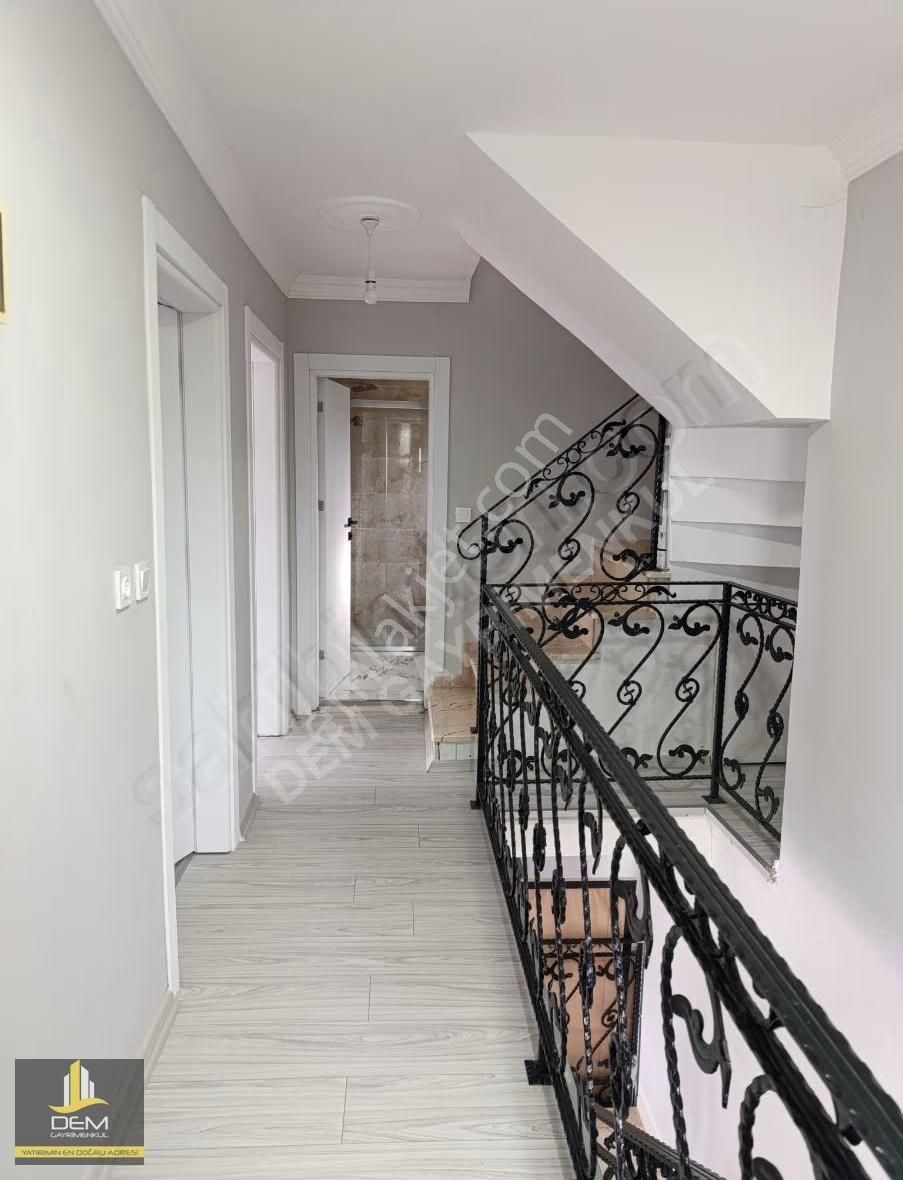 Arnavutköy Yeniköyde (karaburun) Deniz Manzaralı İki Adet Villa - Görsel 33