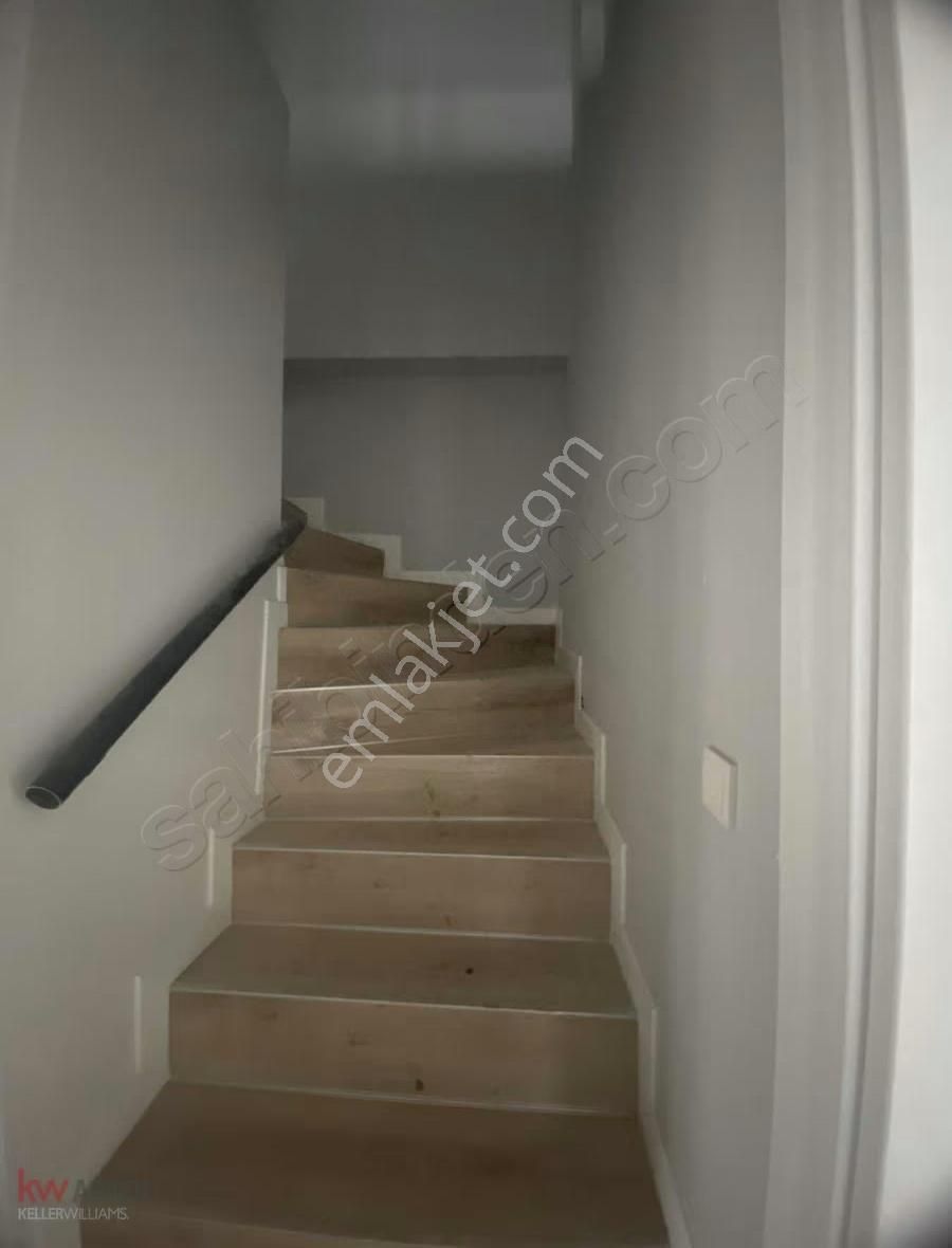 Kw Arven'den Kartepe'de Satılık 3+1 Villa - Görsel 4