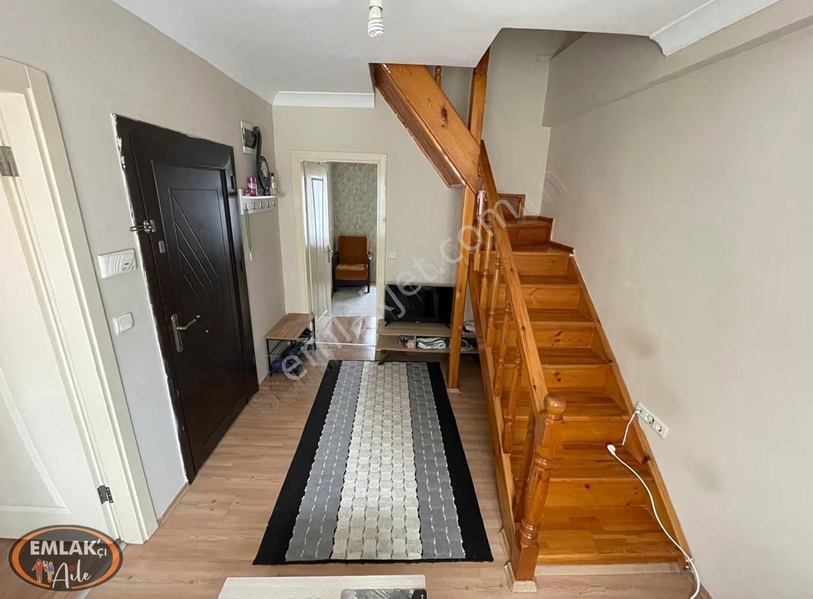 Bandırma Pazartesi Pazarında Eşyalı Kiralık Daire