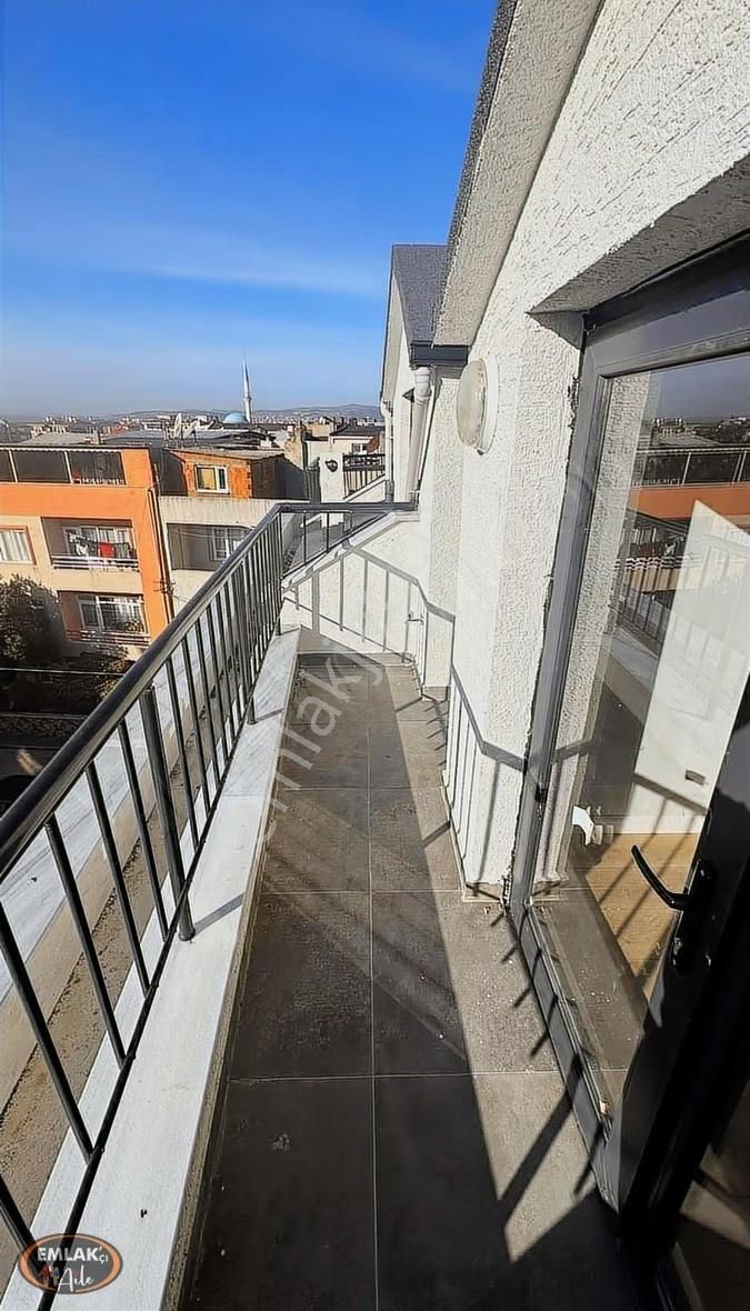 Bandırma Kullanım Alanı Geniş Dubleks Satılık Daire - Görsel 8