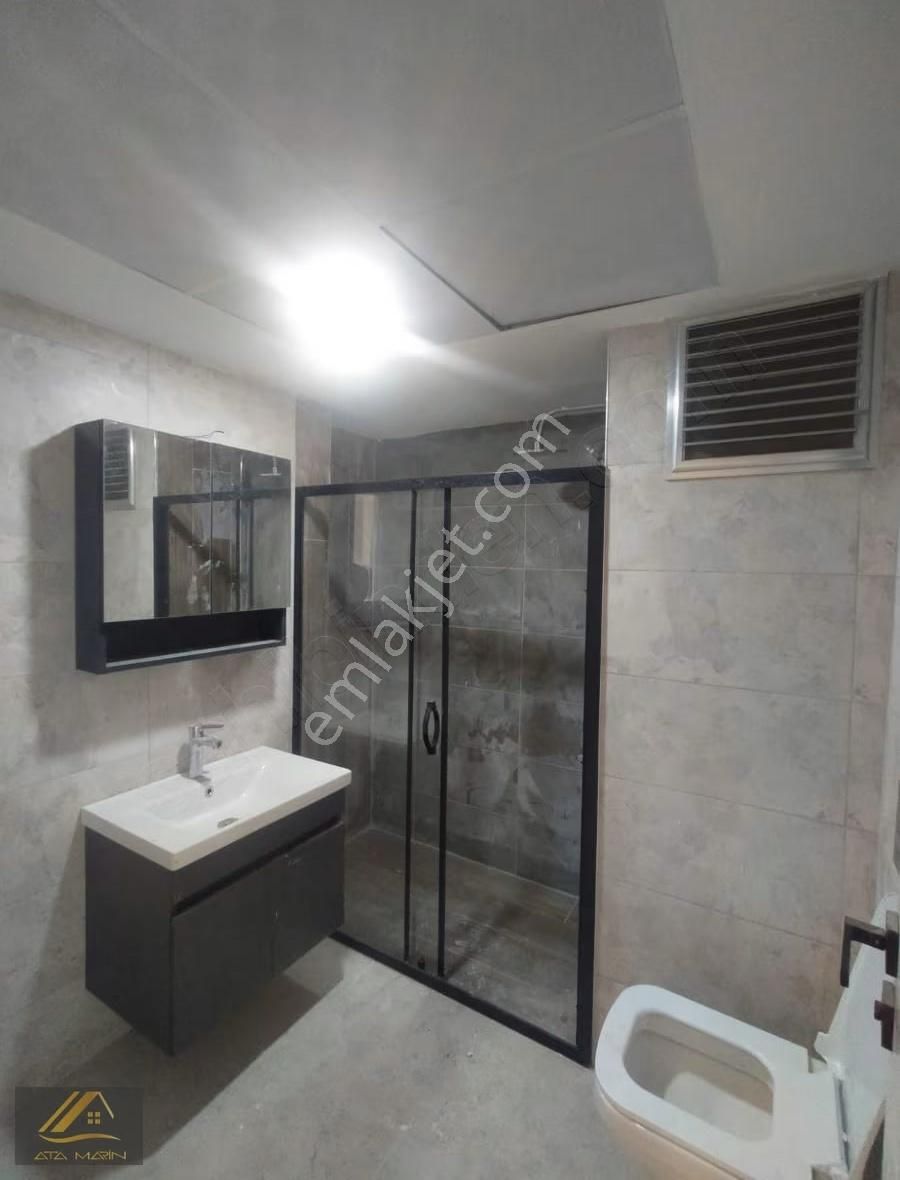 Körfez'de Tramvaya Çok Yakın Sıfır 1+1 Daire - Görsel 28