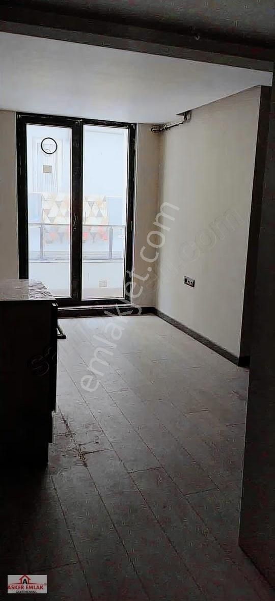 Asker Emlaktan Akçalar Mahallesinde Sıfır Kiralık 1+1 Daire - Görsel 4