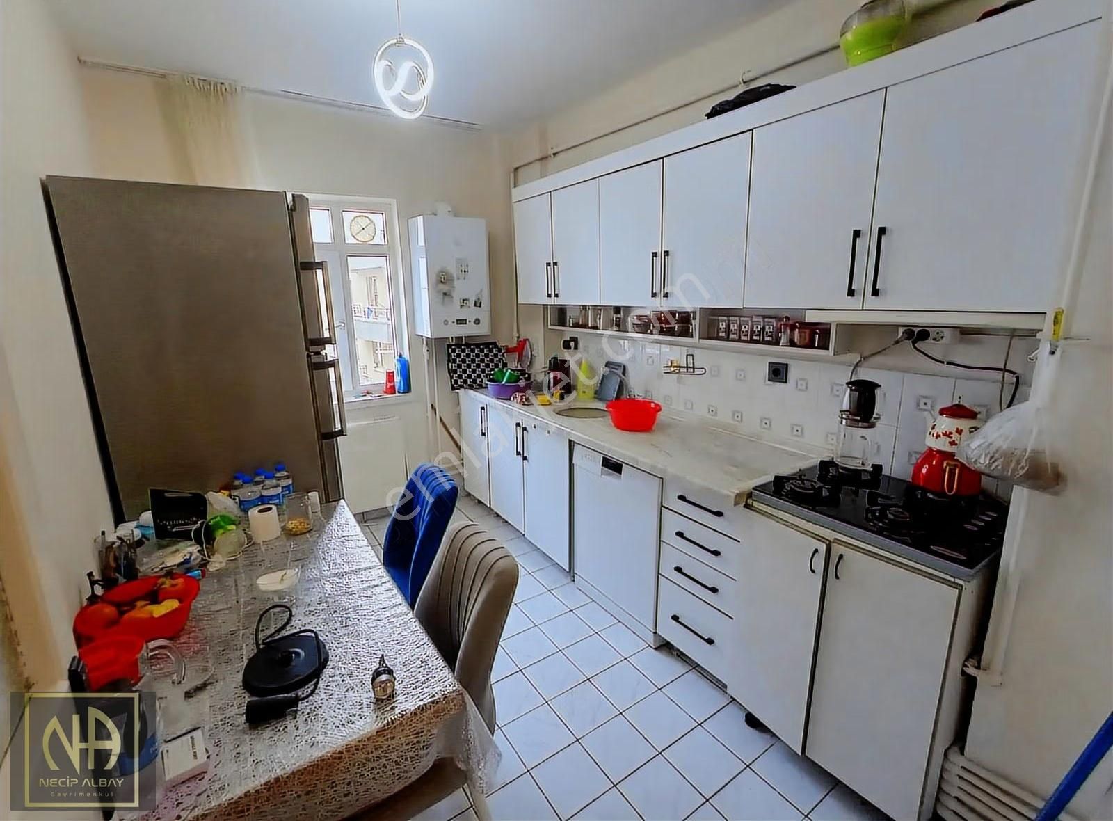 Ahmet Şefik Kolaylı Caddesi Üzerinde 3+1 Fırsat Dairesi - Görsel 4