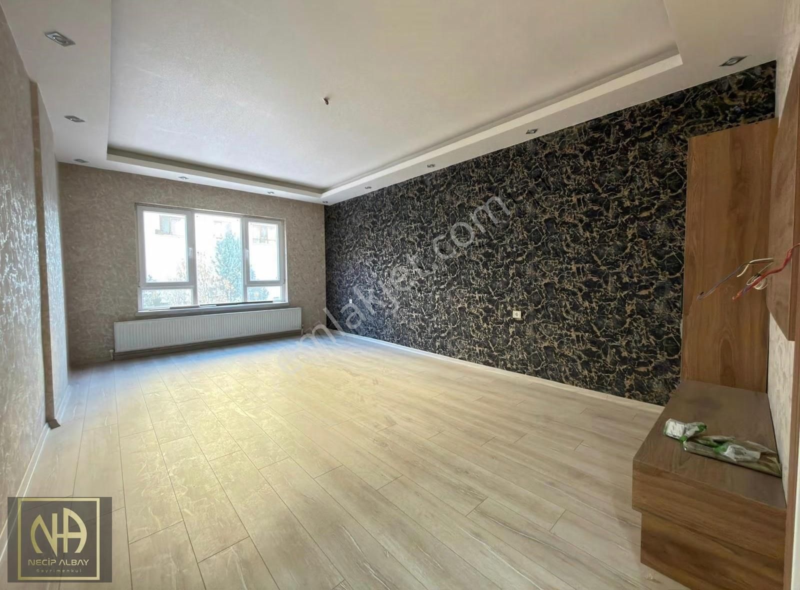 Gazze Caddesi Üzerine Emsalsiz Fırsat Dairesi !!! - Görsel 3