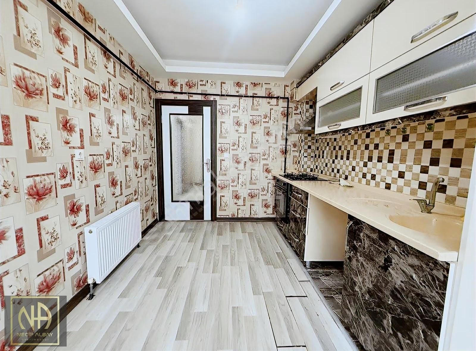 Karakeçili Cd Si Üzerinde 3+1 Katta Ön Cephe Yeni Bina !!! - Görsel 3